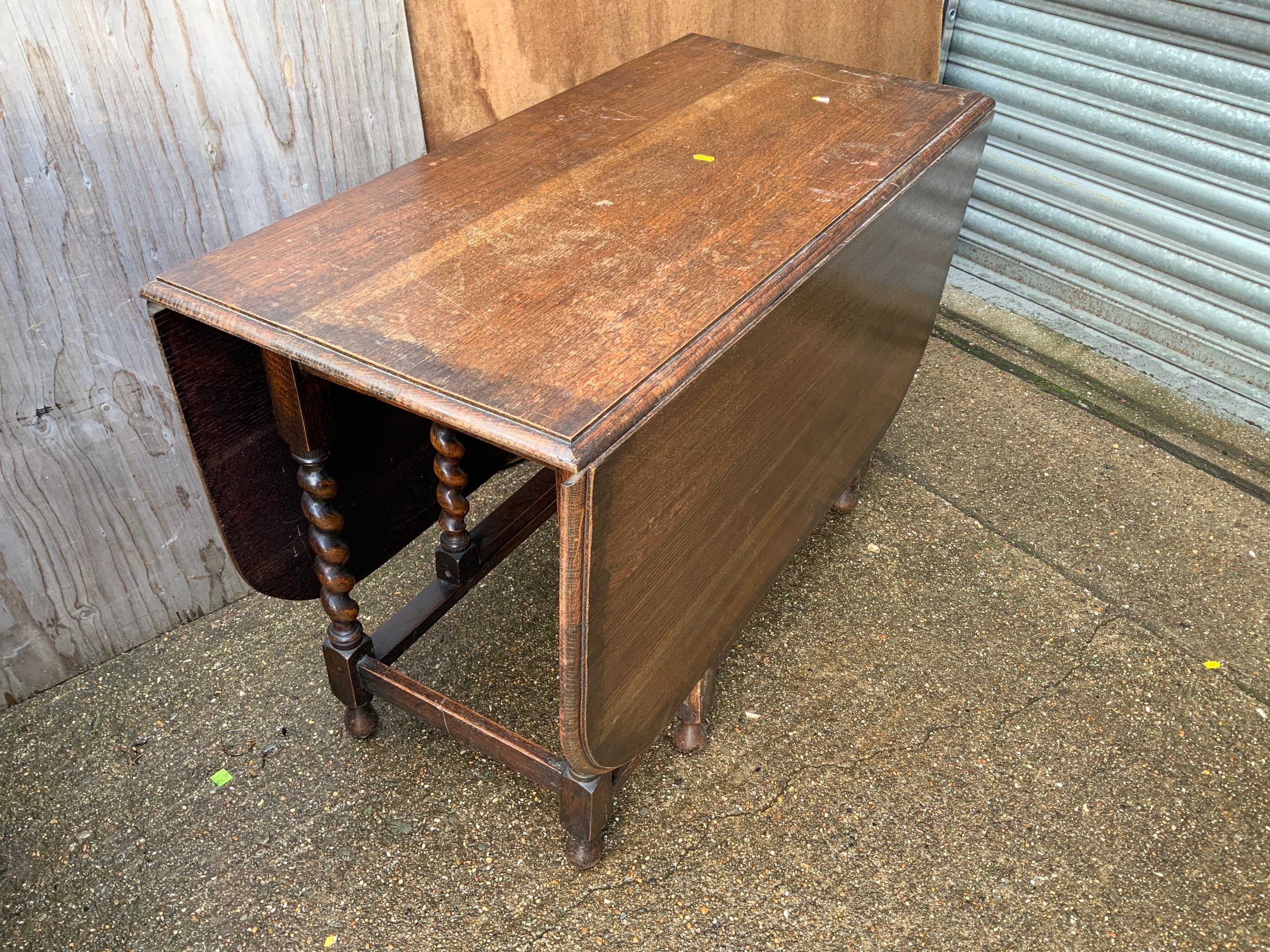 Oak Barley Twist Table