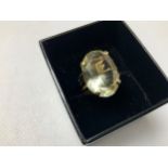 9ct and Citrine Ring- Size K - 6.1gms