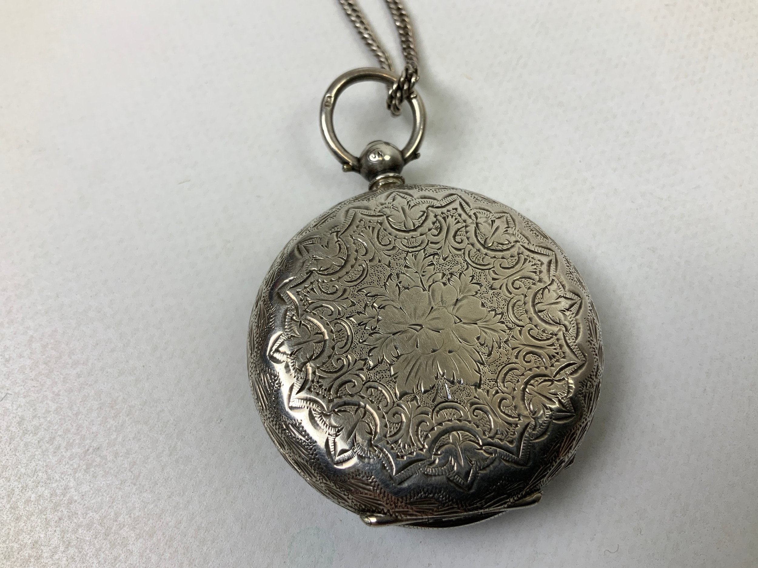 Silver Pocket Watch on Silver Chain - Image 4 of 4