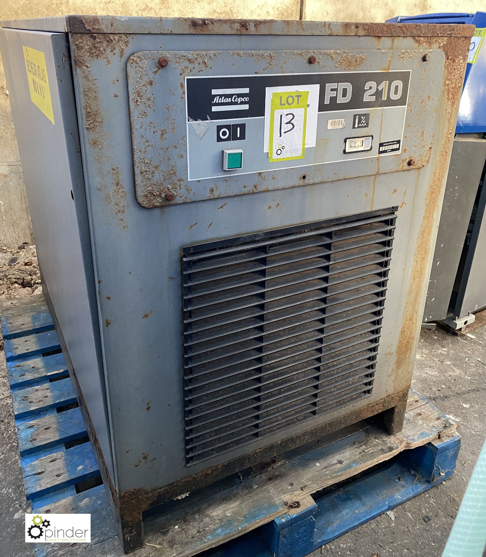 Atlas Copco FD120 Compressed Air Dryer, 240volts (please note this lot has a lift out fee of £10 - Image 2 of 3