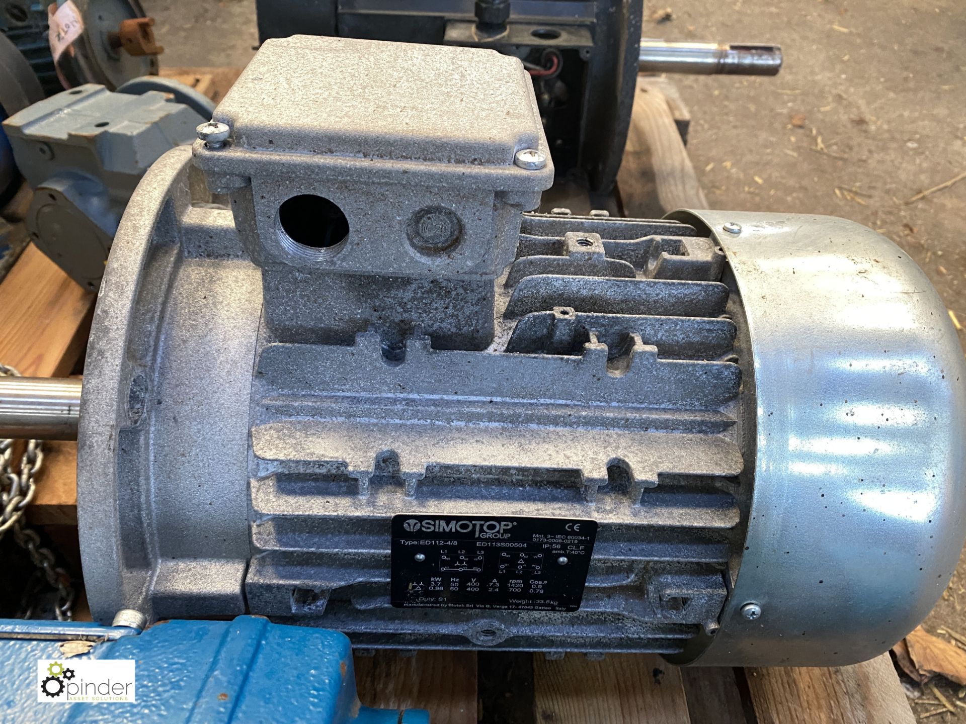 4 various Electric Motors and 2 Geared Motors, to pallet (please note this lot has a lift out fee of - Image 4 of 6