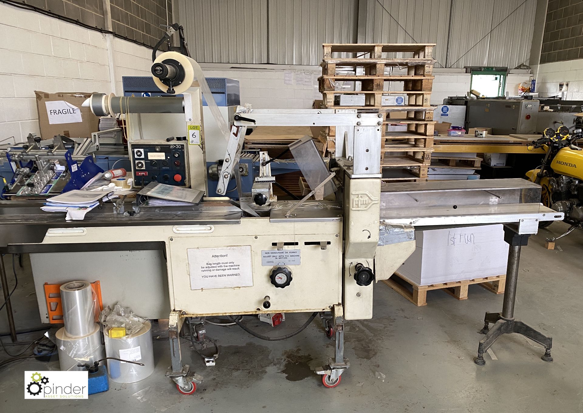 PFM30 Flow Wrapper, 45 products/min max, wrapping dimensions length 350mm, width 170mm, height - Image 6 of 14