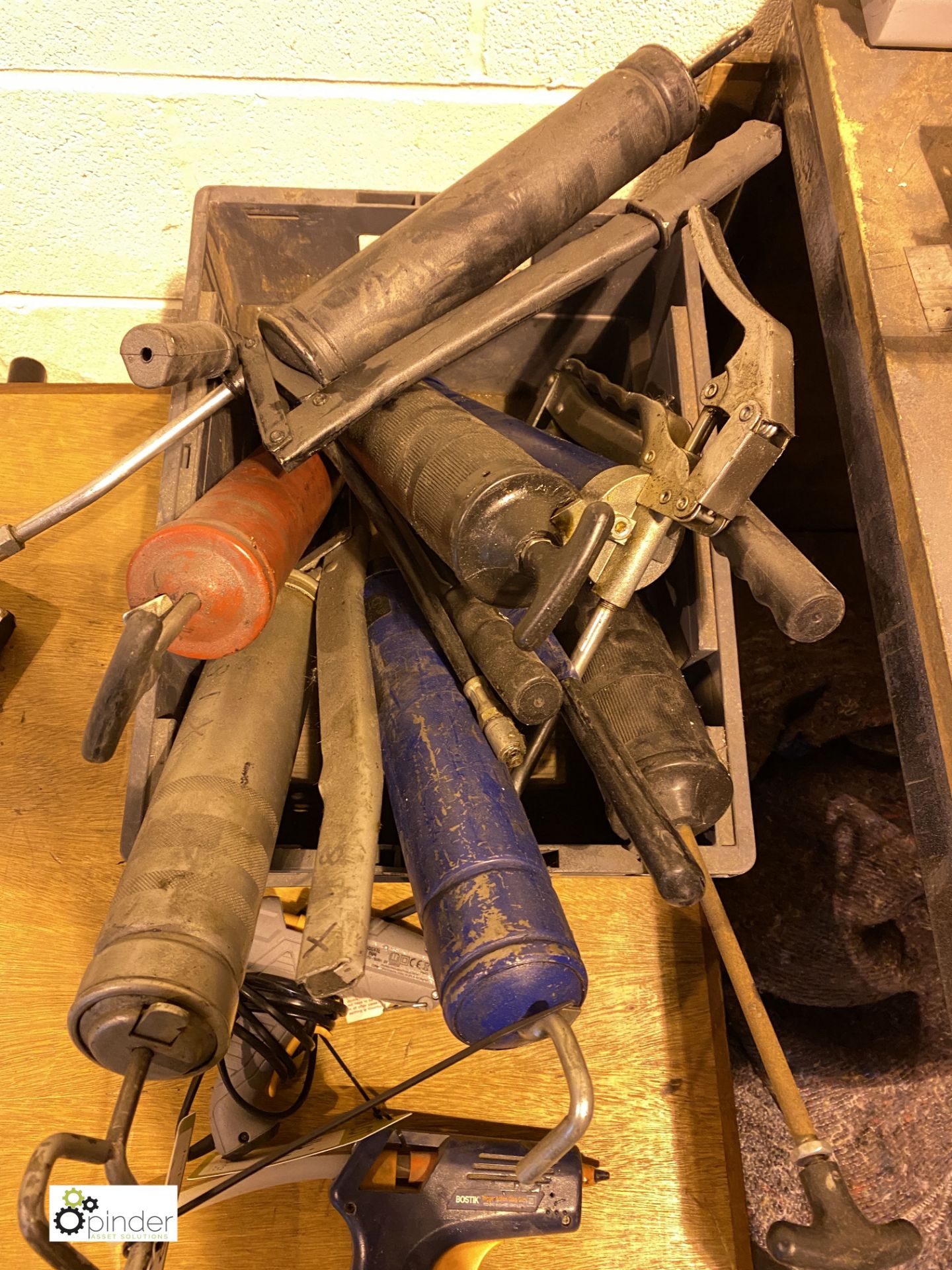 Quantity Grease Guns, to bin (LOCATION: Wakefield) (please note there is a lift out fee of £2 plus - Image 2 of 2