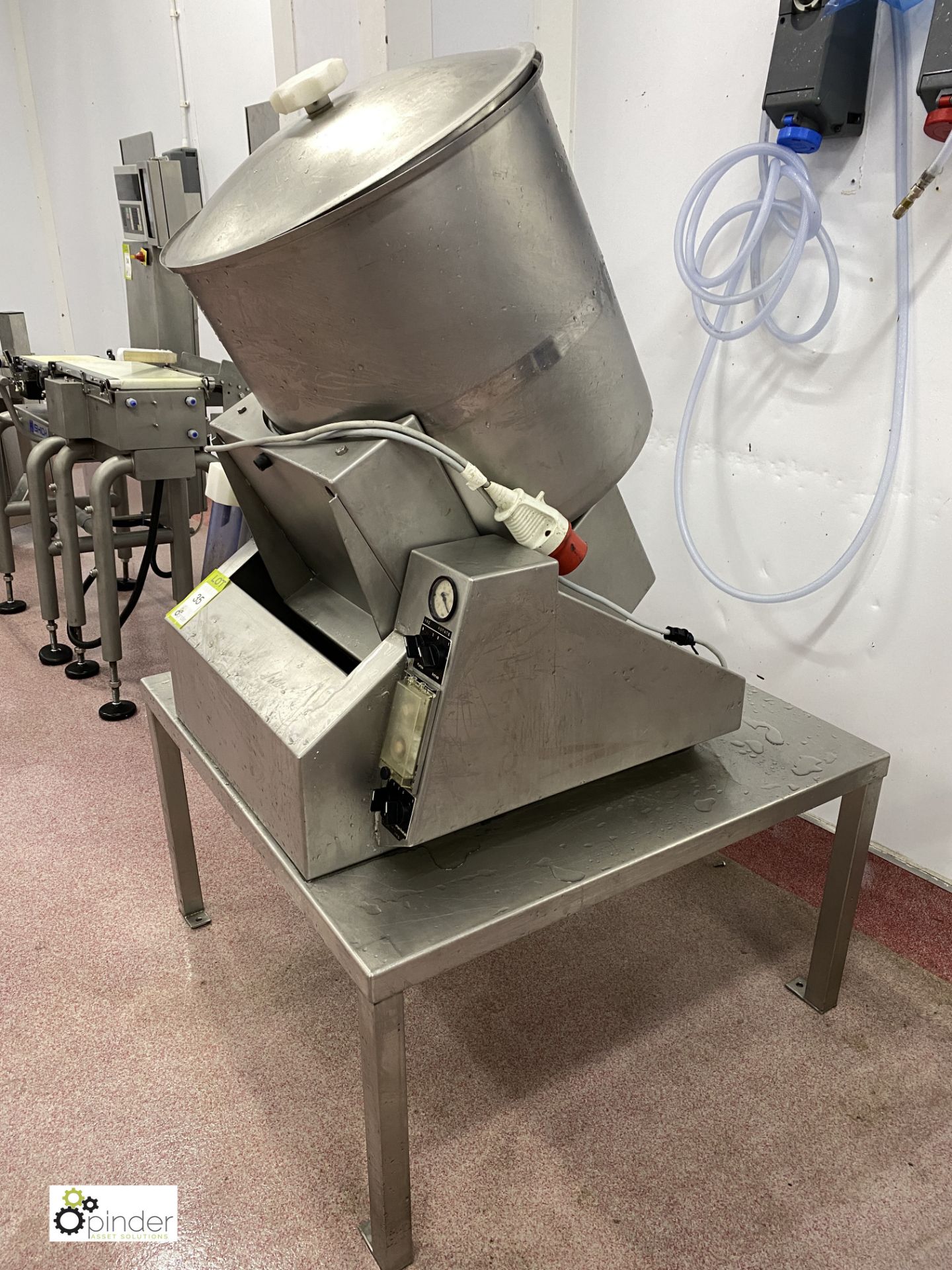 Vanguard MGH100 Vacuum Tumbler, serial number H9506552 (please note there is a lift out fee of £35