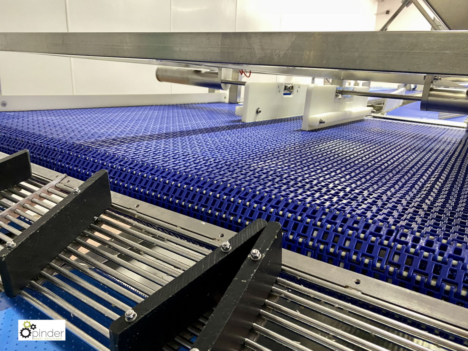 KAJ Olesen FS01 two lane to four lane Transfer Conveyor, year 2007, 230volts, 4-head pin boning - Image 3 of 6