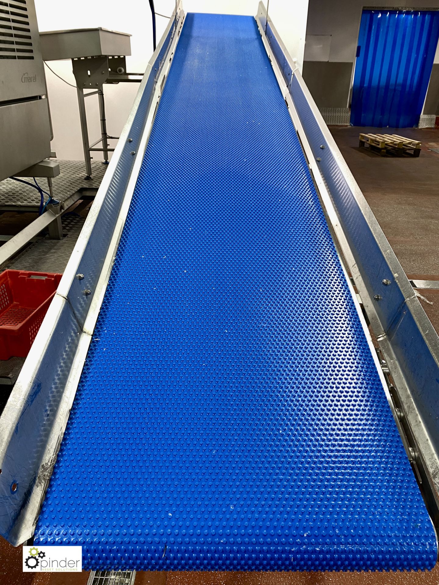 Powered inclined Belt Conveyor, 650mm belt width, 490mm belt length, min height 800mm, max height - Image 3 of 5