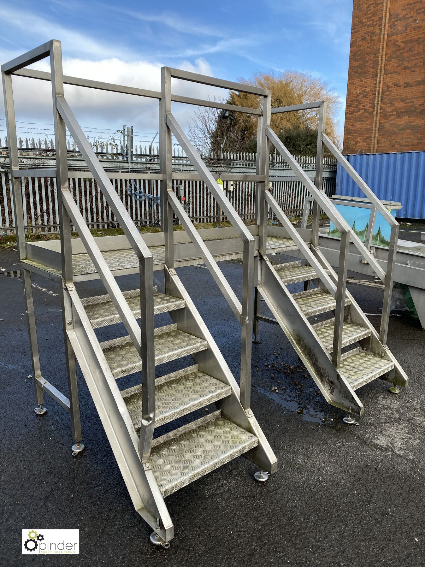 Stainless steel Checkerplate Lane Crossing Access Steps, width 2200mm (please note there is a lift - Image 2 of 3