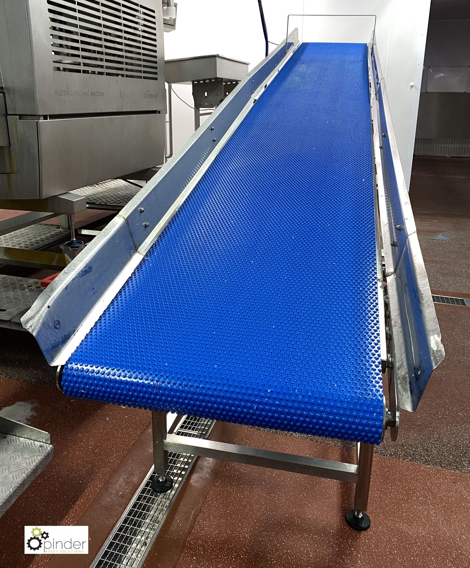 Powered inclined Belt Conveyor, 650mm belt width, 490mm belt length, min height 800mm, max height - Image 2 of 5