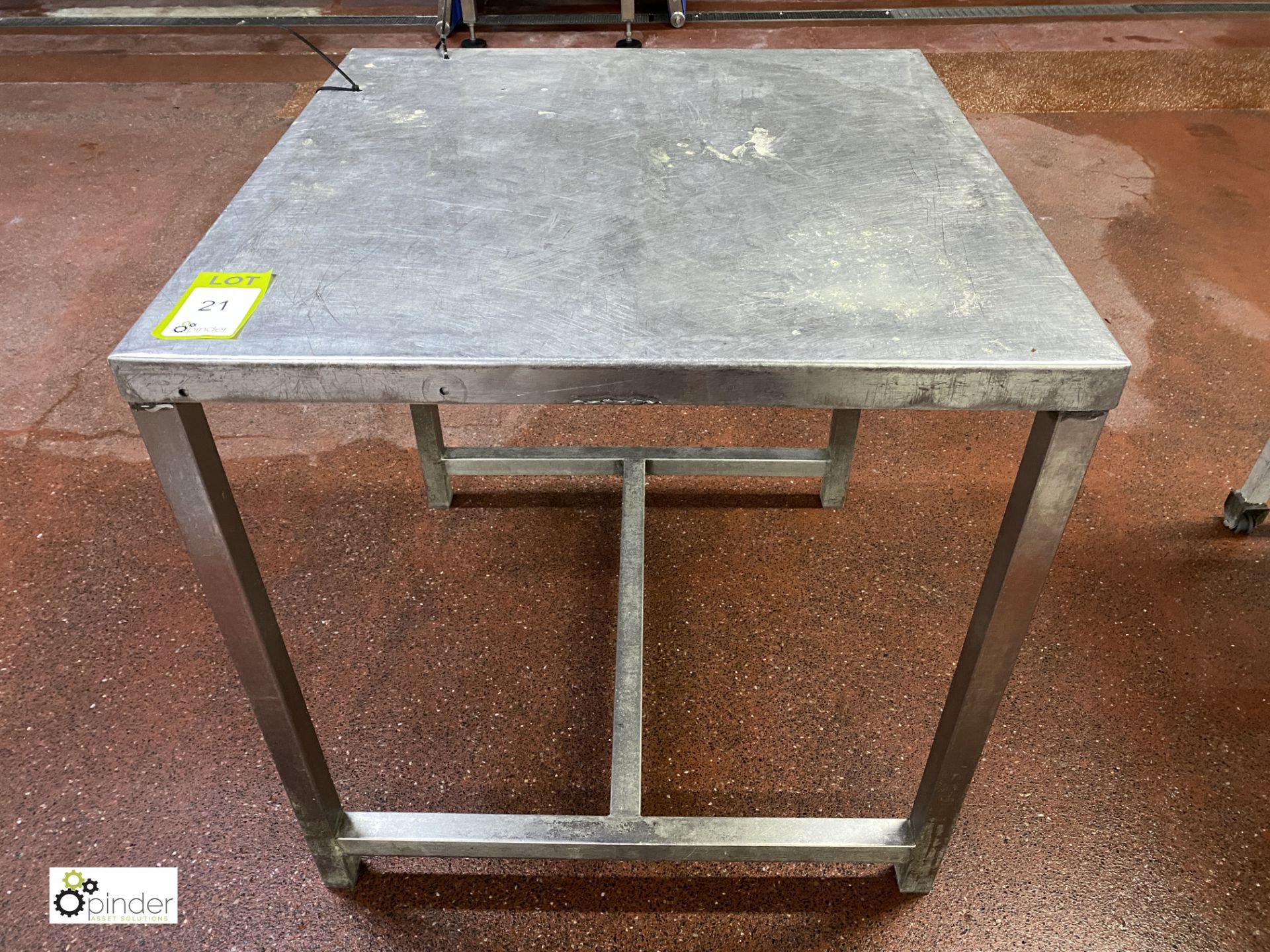 Stainless steel Preparation Table, 760mm x 760mm x 800mm high (please note there is a lift out fee
