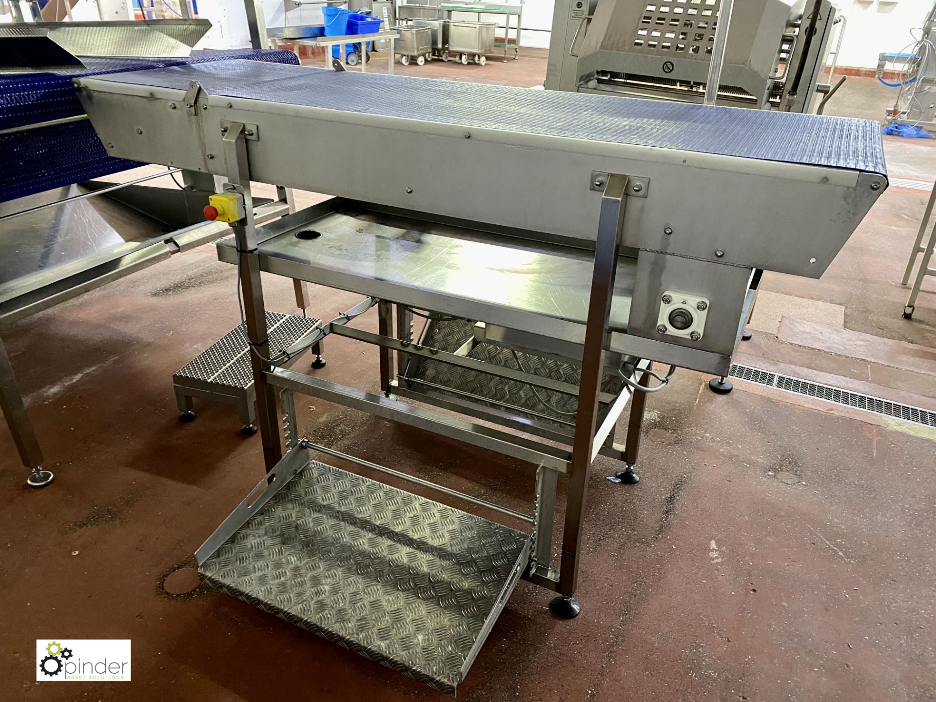 Stainless steel powered Final Inspection Conveyor, 2060mm x 600mm belt width [Please note this lot - Image 5 of 7