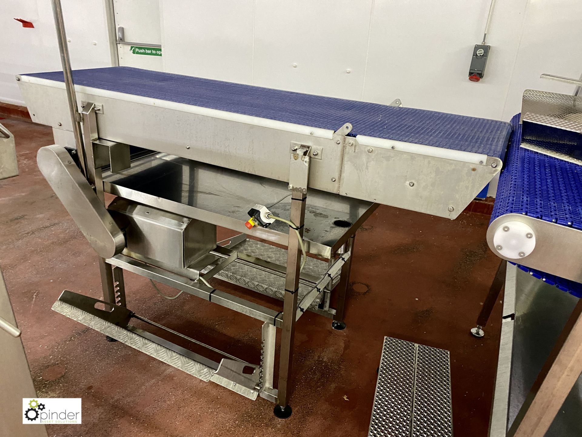 Stainless steel powered Final Inspection Conveyor, 2060mm x 600mm belt width [Please note this lot