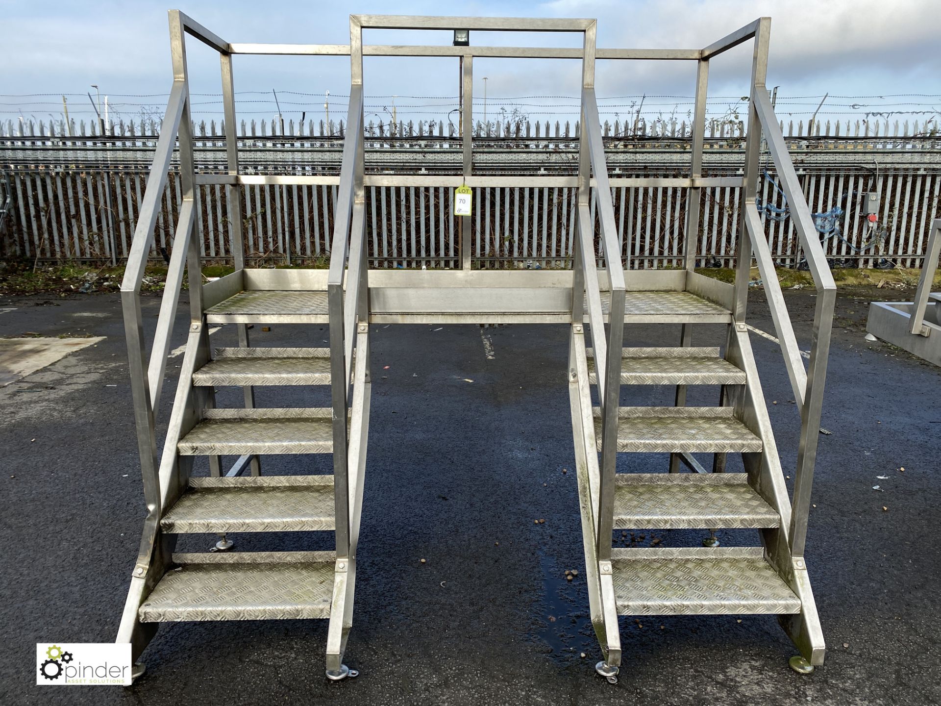 Stainless steel Checkerplate Lane Crossing Access Steps, width 2200mm (please note there is a lift