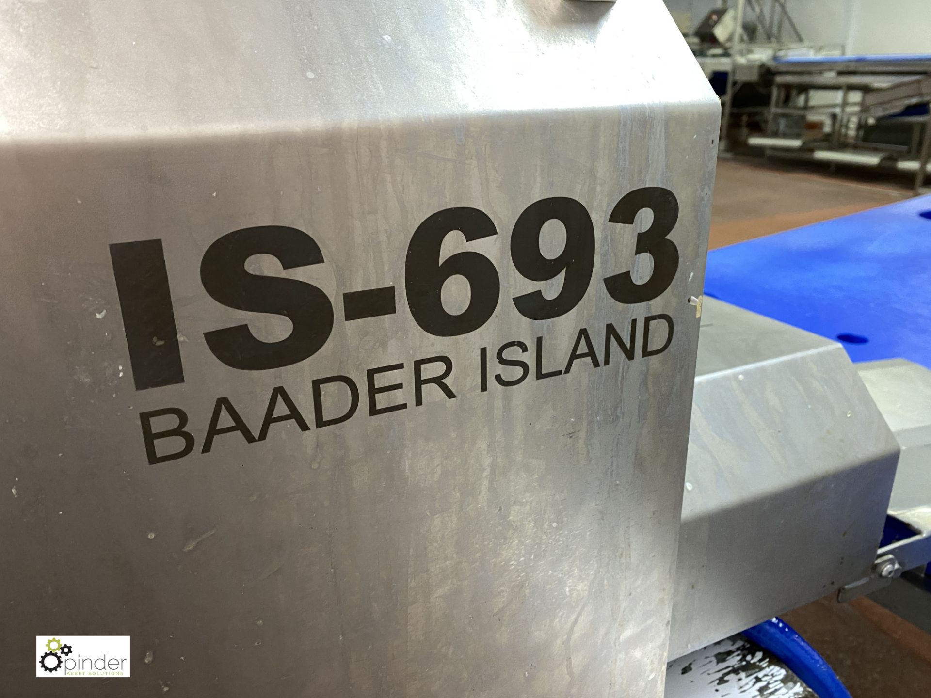 Baader Island IS-693 high speed Fish Descaler used for salmon, year 2019, serial number 49-693-01 ( - Image 6 of 19