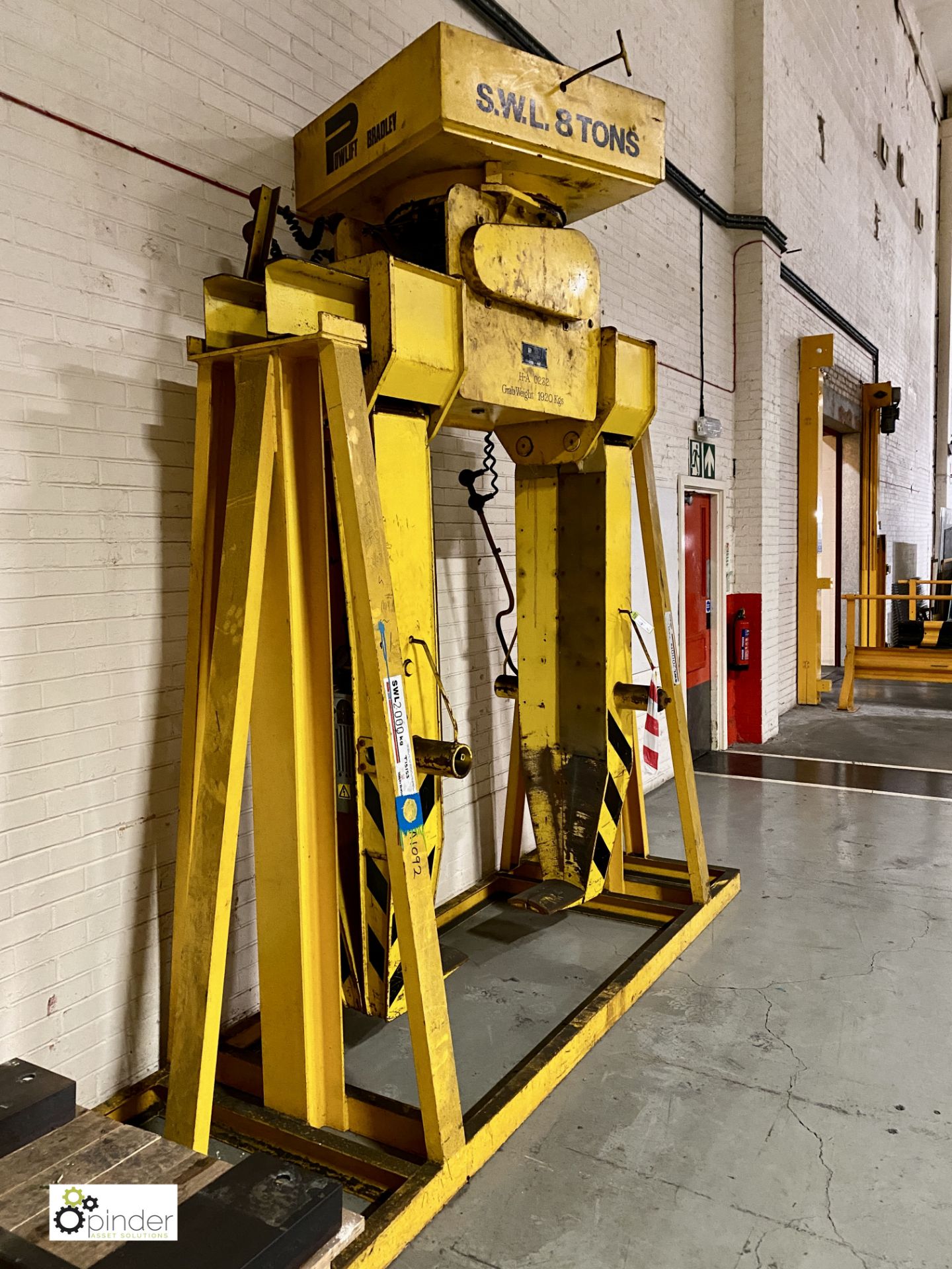 Powlift Handling Systems Coil Grab Lift for gantry - Image 4 of 5