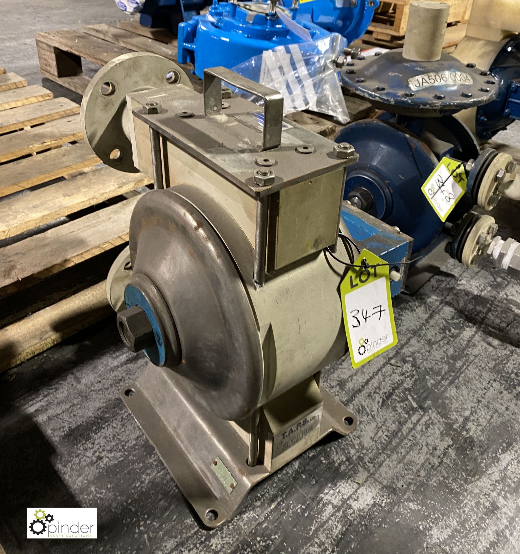 Flowtronic LO Flo Air Diaphragm Pump, Model 517PPTTPS150 (please note there is a lift out fee of £