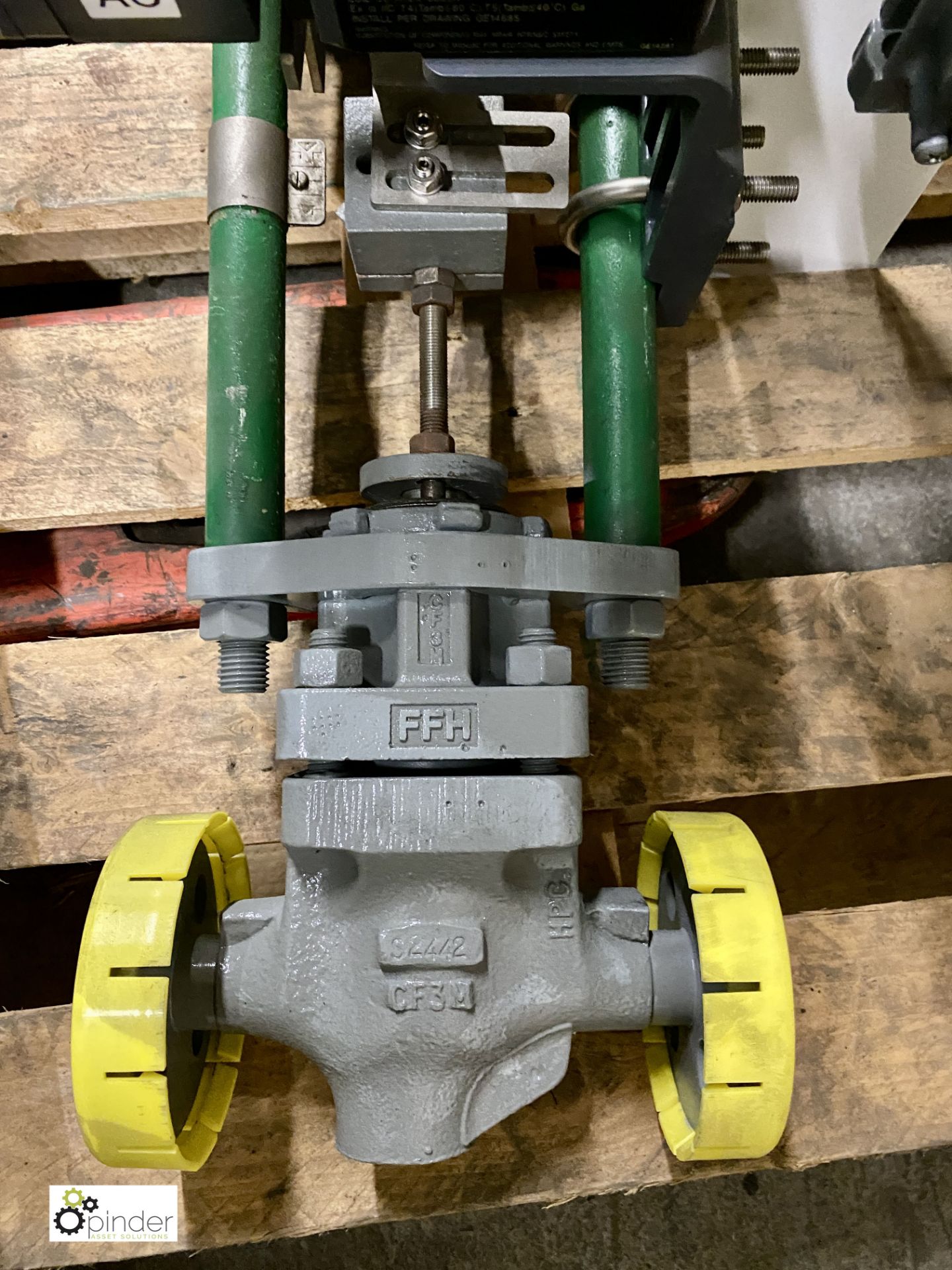 Fisher Emerson pneumatic Control Valve - ½” (12.7m - Image 2 of 3