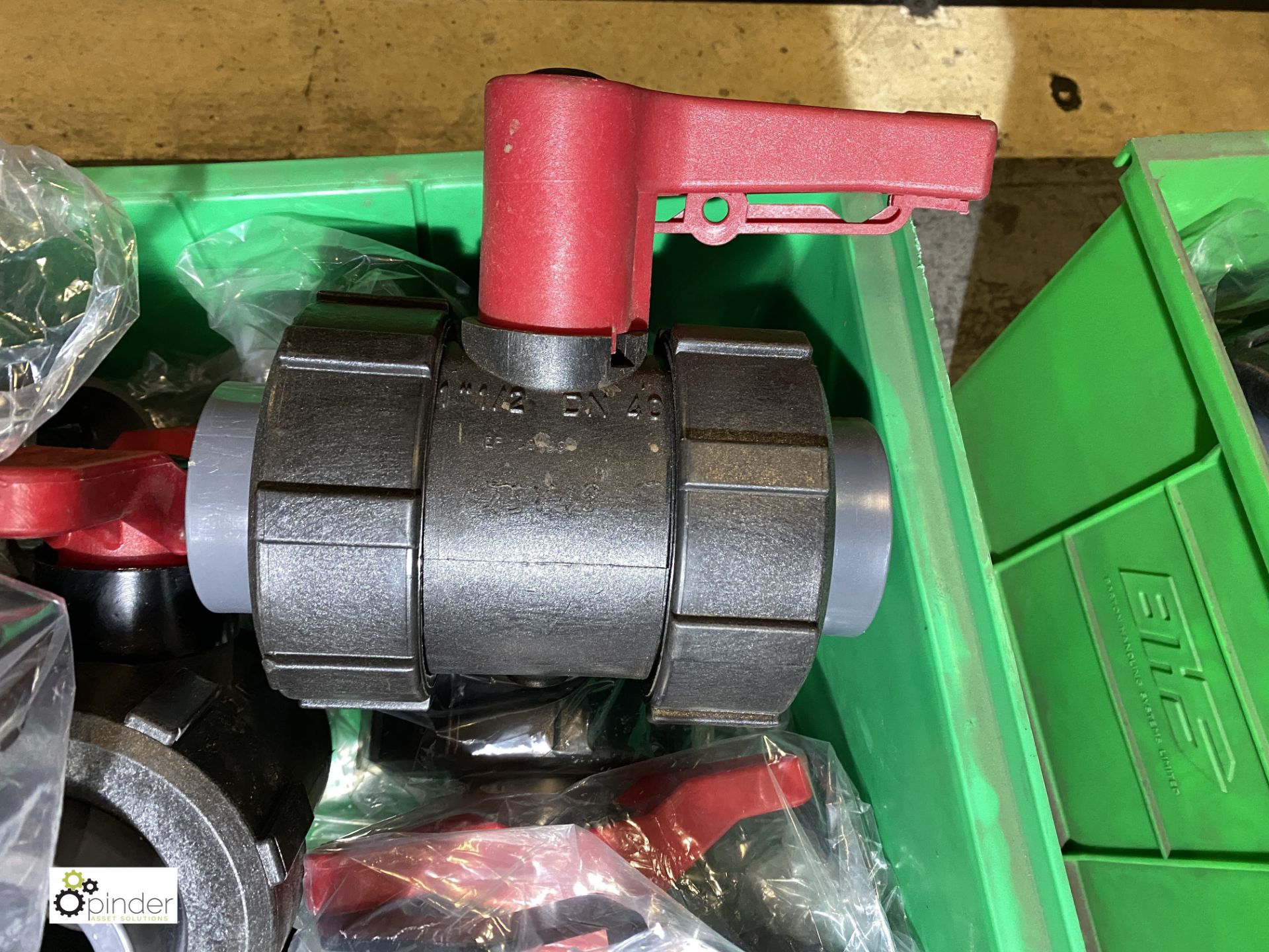 6 Safi lockable Ball Valves, DN40, PVC socket fusion ends (please note there is a lift out fee of £5 - Image 2 of 2