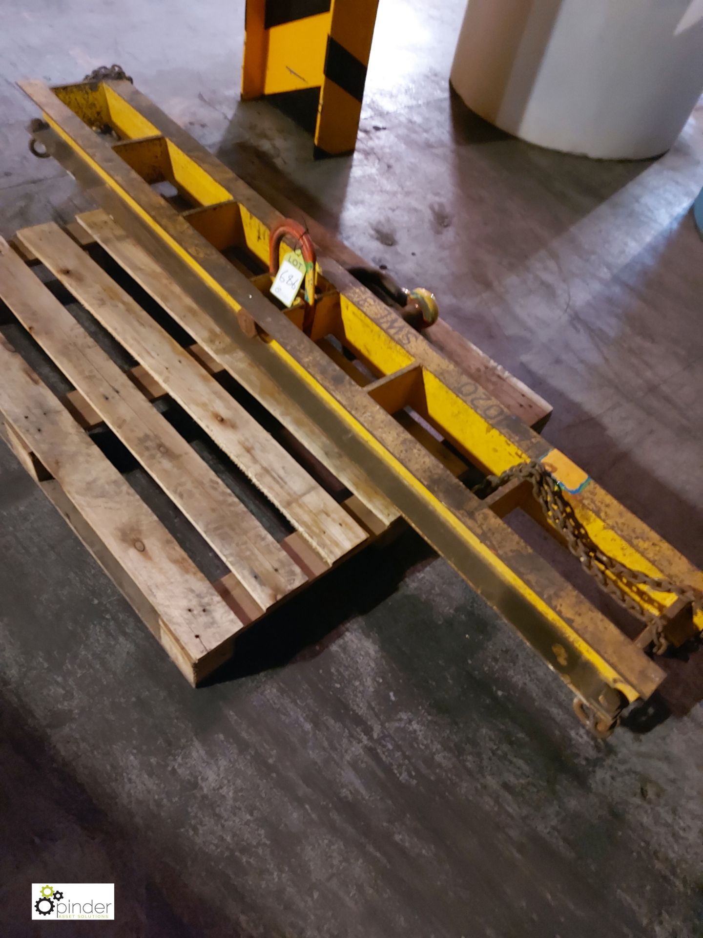 Steel Lifting Beam, 3tonnes swl, 2120mm long (please note there is a lift out fee of £5 plus VAT