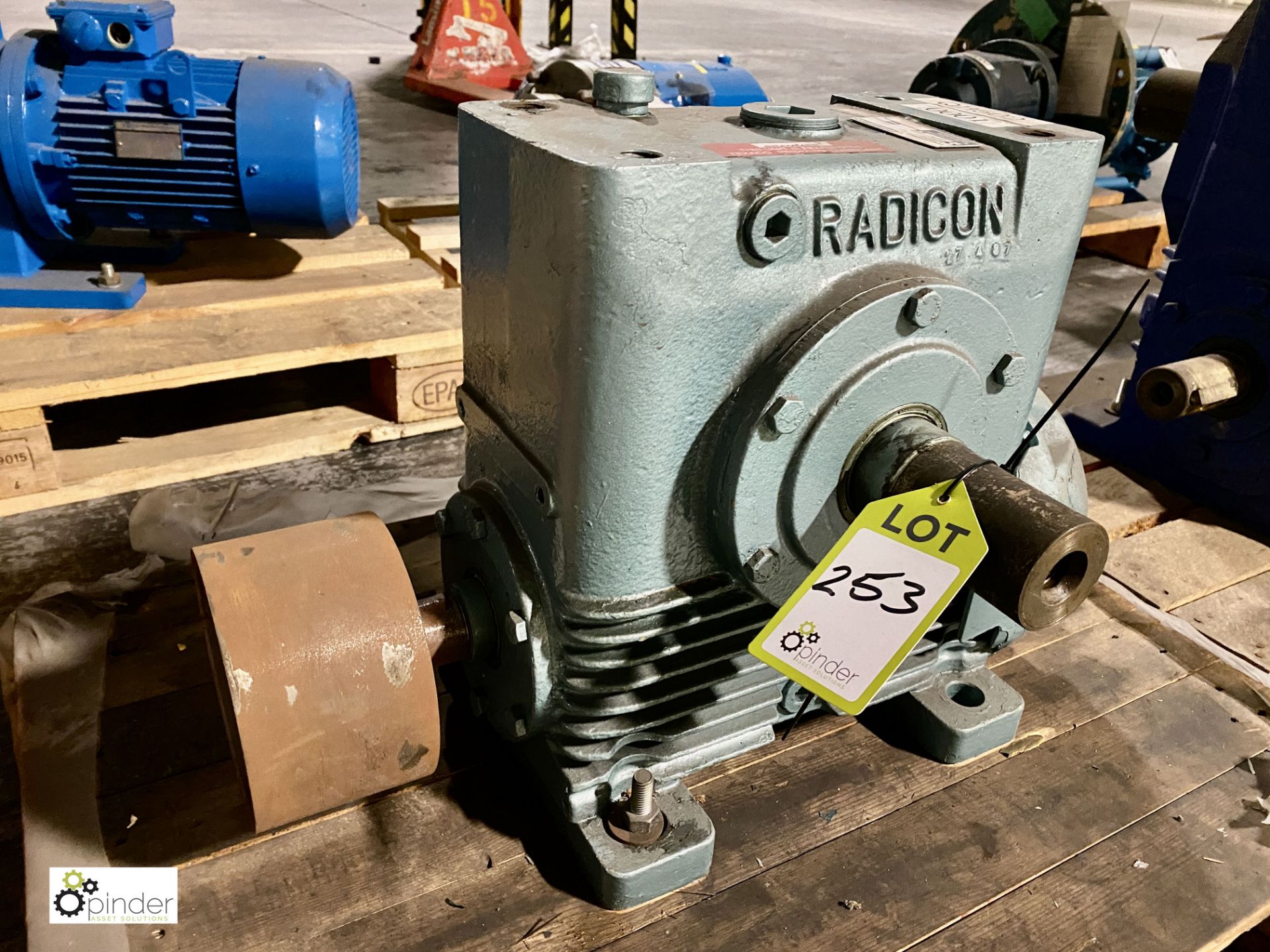 David Brown 2000M Radicon right angle Gearbox (QB5 - Image 2 of 5