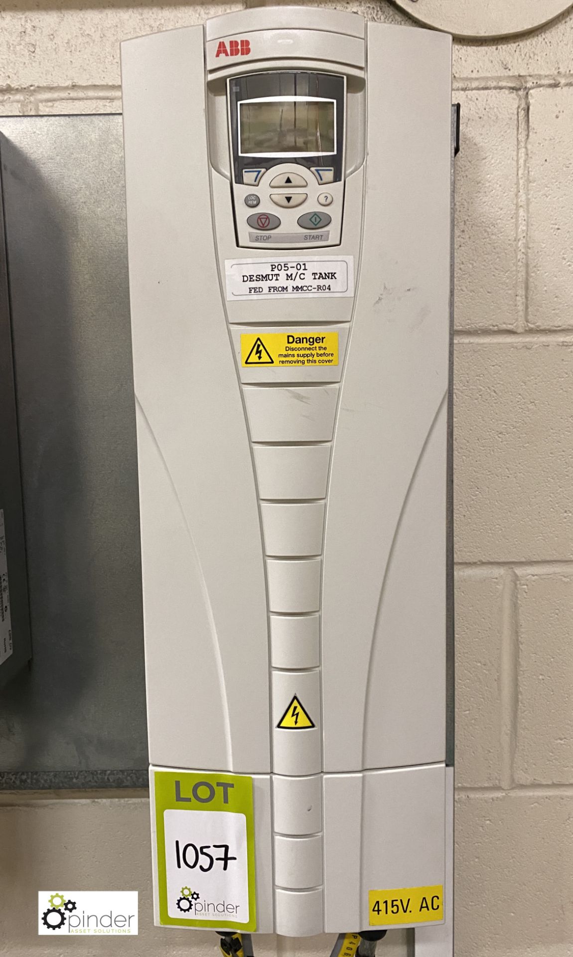 ABB ACS550-01-038A-4 Variable Speed Drive, 18.5/15Kw, 38A, IP21 (EY218/0001) (please note there is a