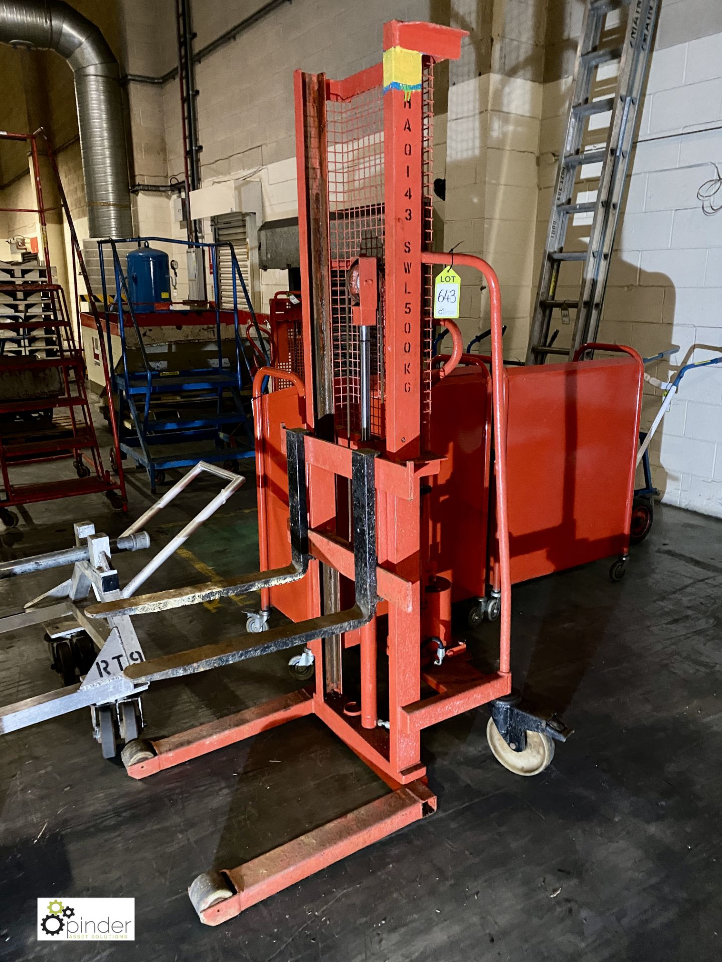 Mobile hand hydraulic Stacker Truck, 500kg max swl
