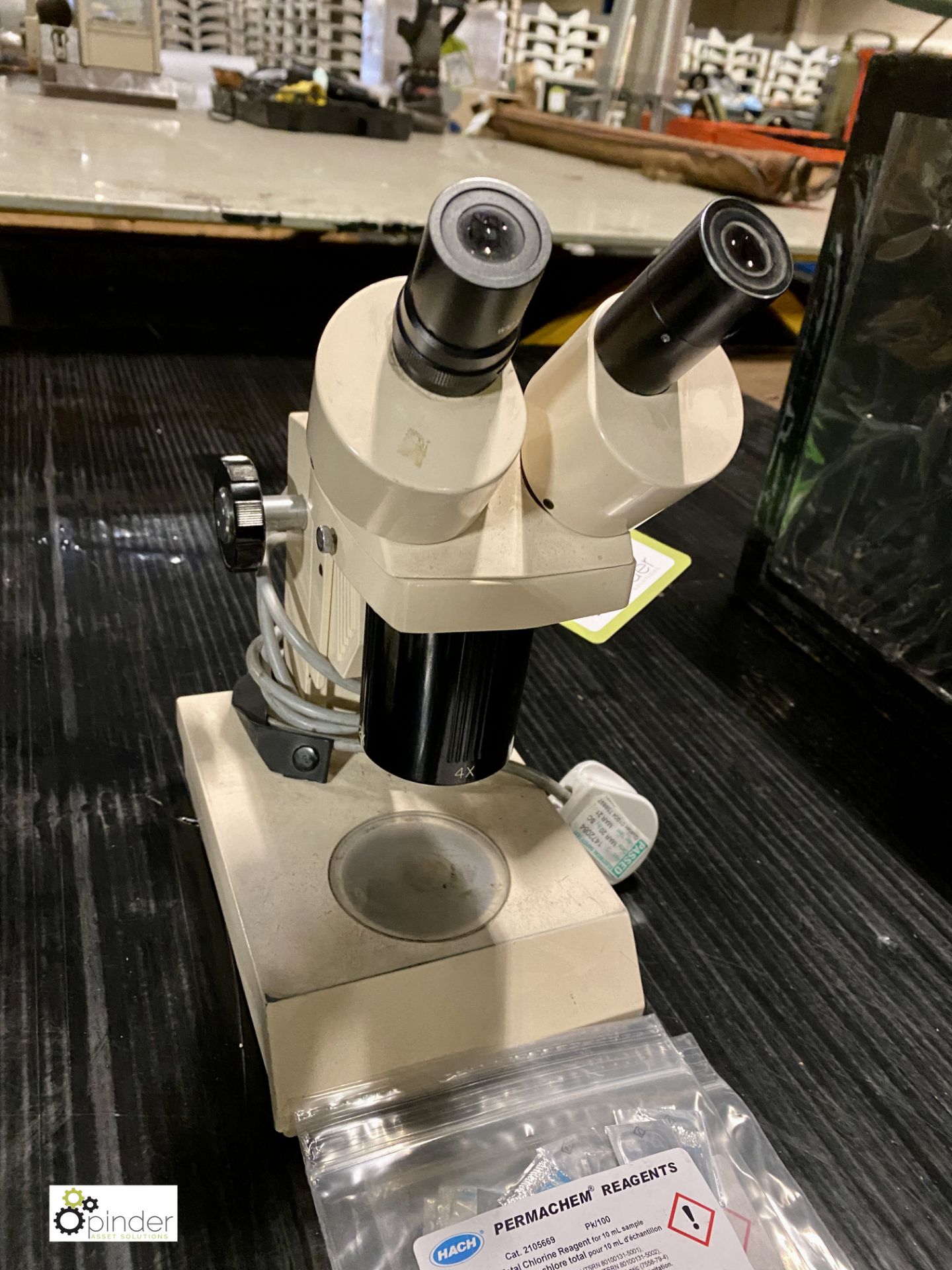 Swift Stereo 80 Microscope (please note there is a - Image 2 of 2