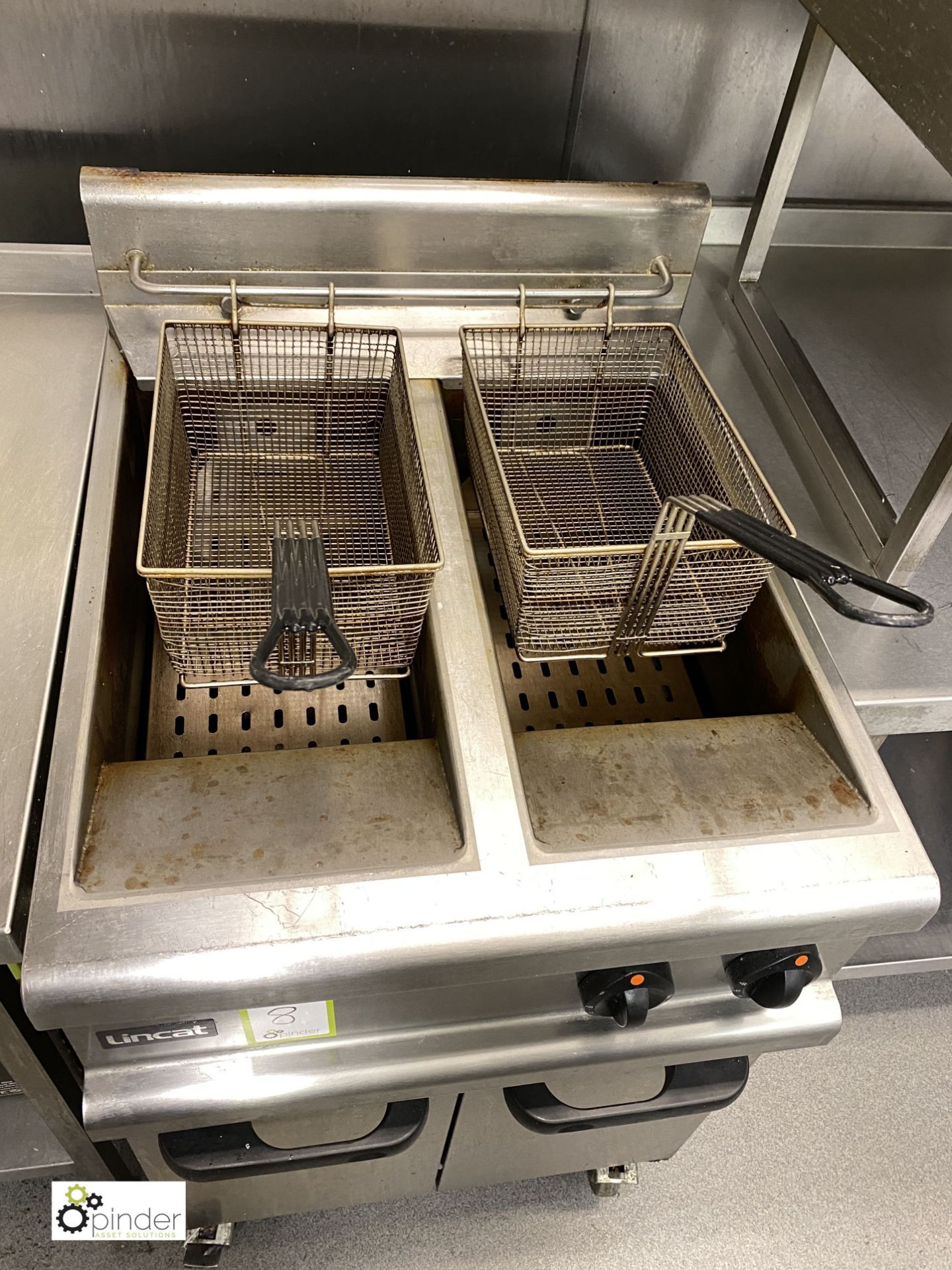 Lincat mobile stainless steel twin basket gas fired Deep Fat Fryer (located in Kitchen) - Image 2 of 3