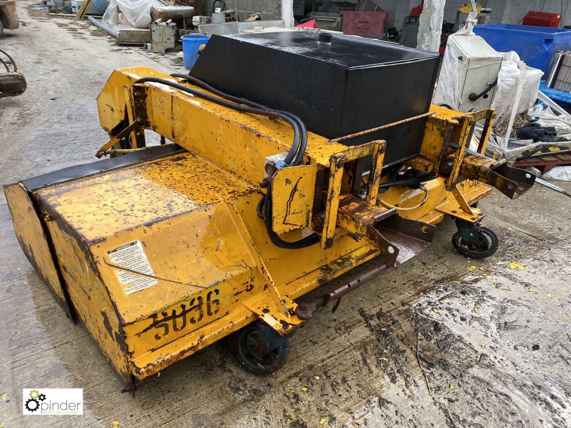 Suton FSC7 Sweeper Attachment, serial number 15874, year 2000 (location: Croxton) - Image 2 of 8