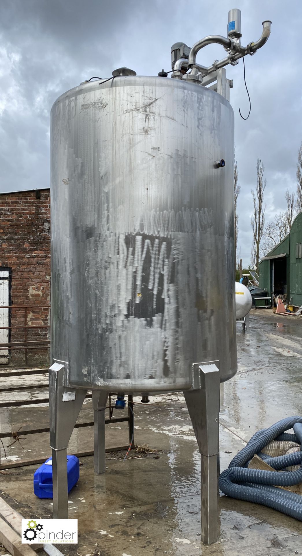 Stainless steel vertical Tank, 1500mm diameter x 2000mm tall, 4750mm circumference, with powered - Image 4 of 5