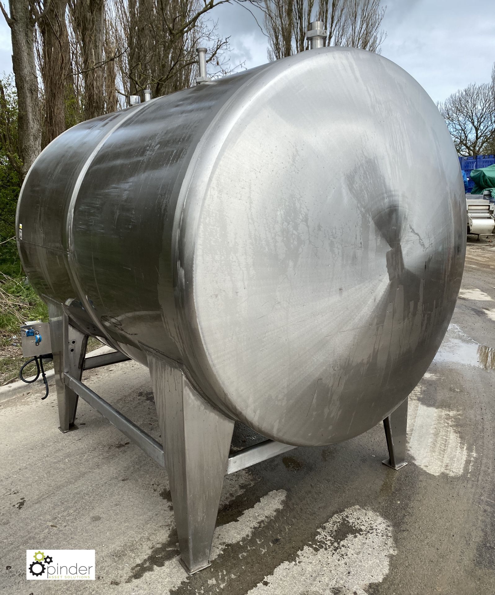 Stainless steel Tank, 1500mm diameter x 2100mm length, with powered agitator (location: Croxton) ( - Image 5 of 10