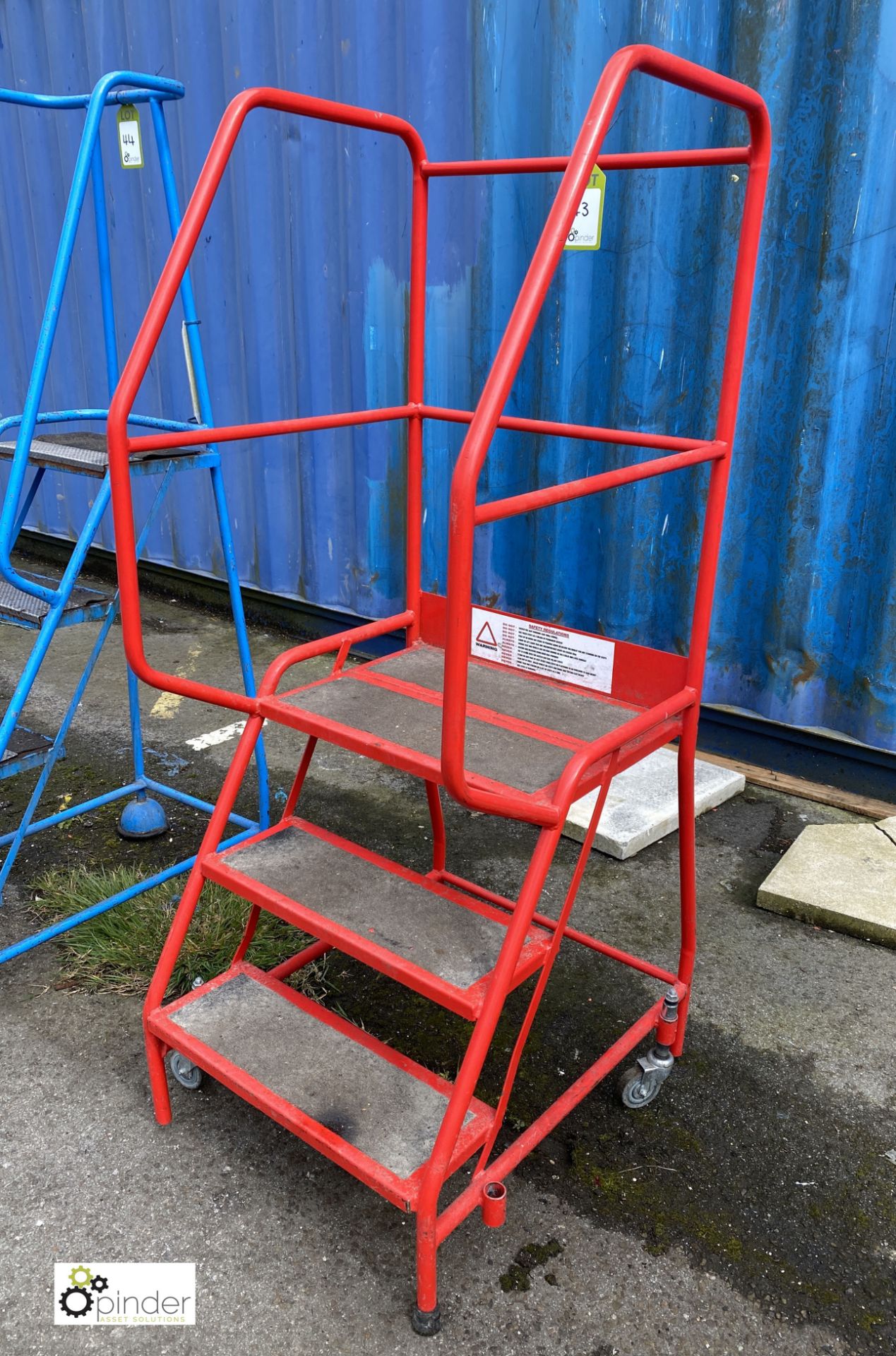 Tubular framed mobile 3-tread Access Platform (please note there is a lift out fee of £5 plus VAT on