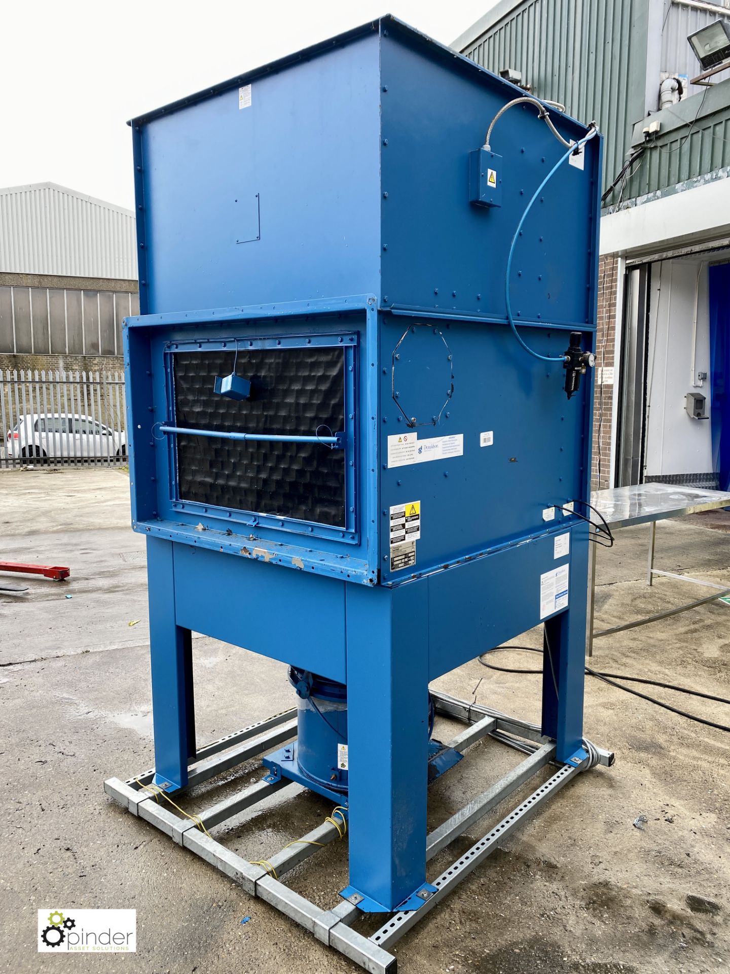 Donaldson Torit DCE C30-3G8 Dust Extraction Cabinet, year 2015, serial number 00058064 (please - Image 4 of 6