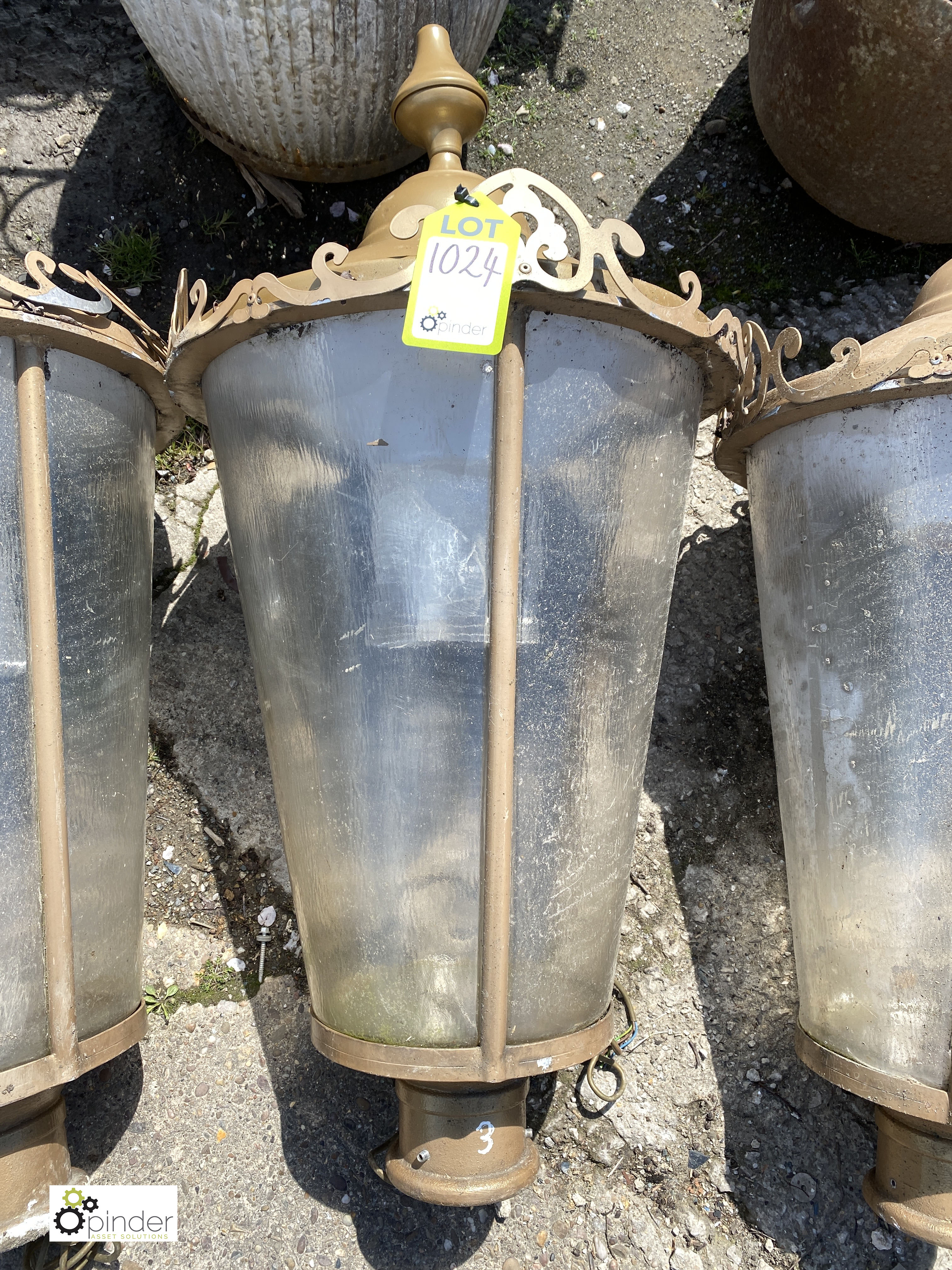 Mid 1900’s decorative metal Lamp Post Lanterns, 38