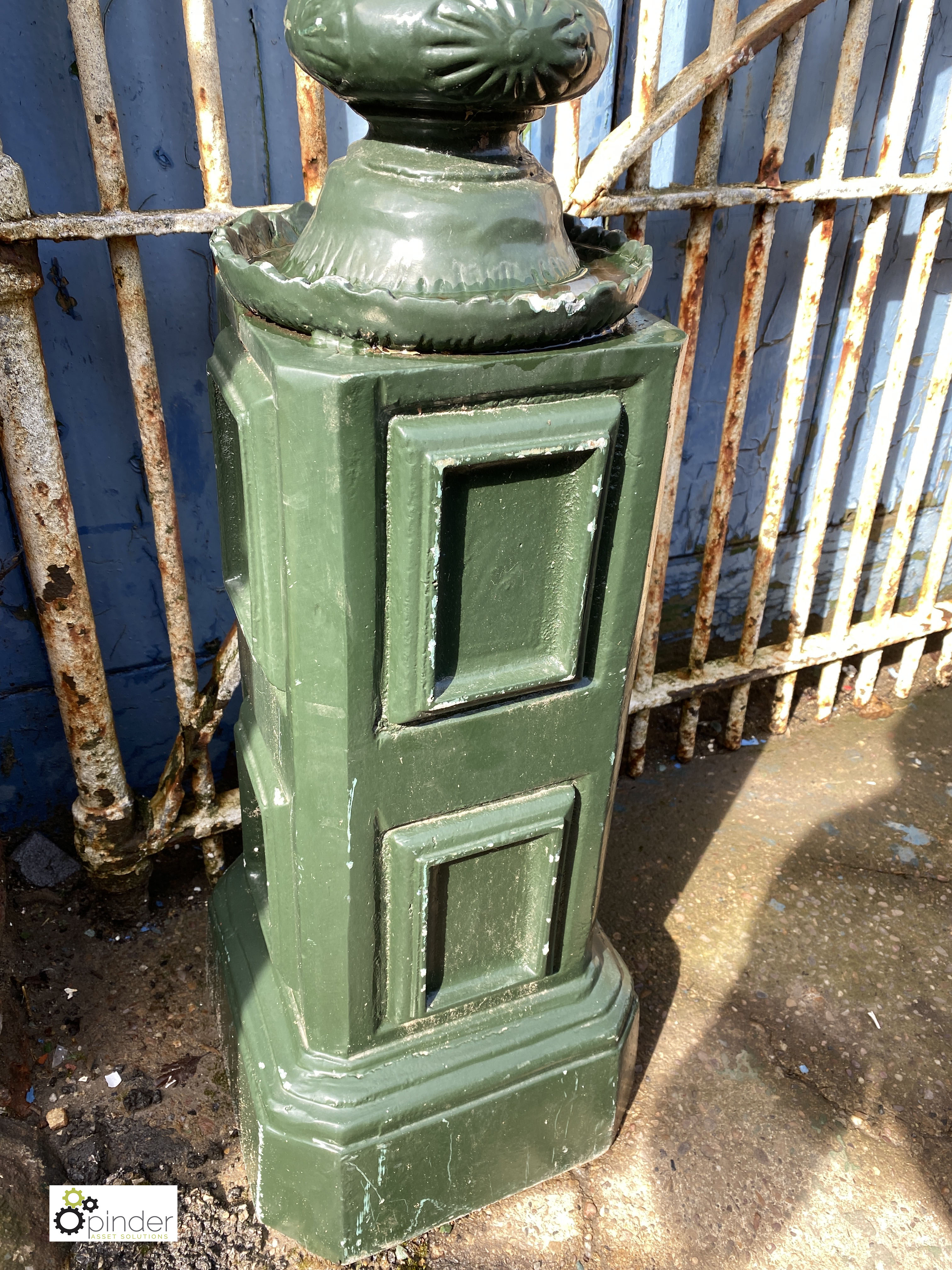 Andy Thornton original decorative metal Lamp Post, - Image 4 of 4