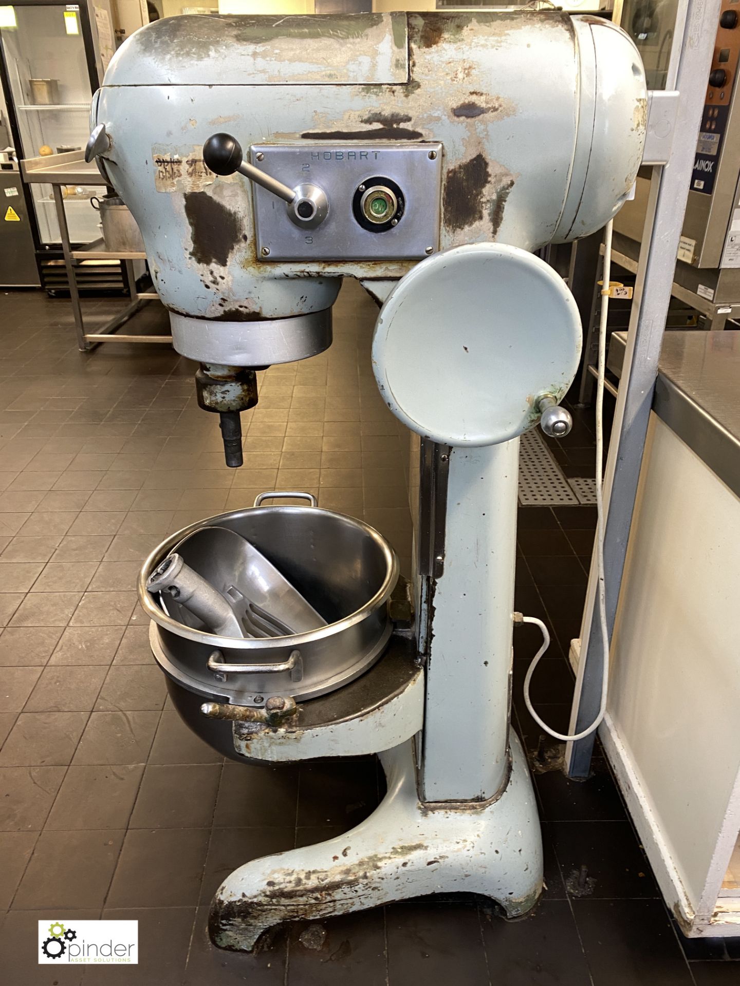 Hobart SE302 floor standing Planetary Food Mixer, 240volts, with bowl and mixing paddle (in Kitchen) - Image 3 of 5