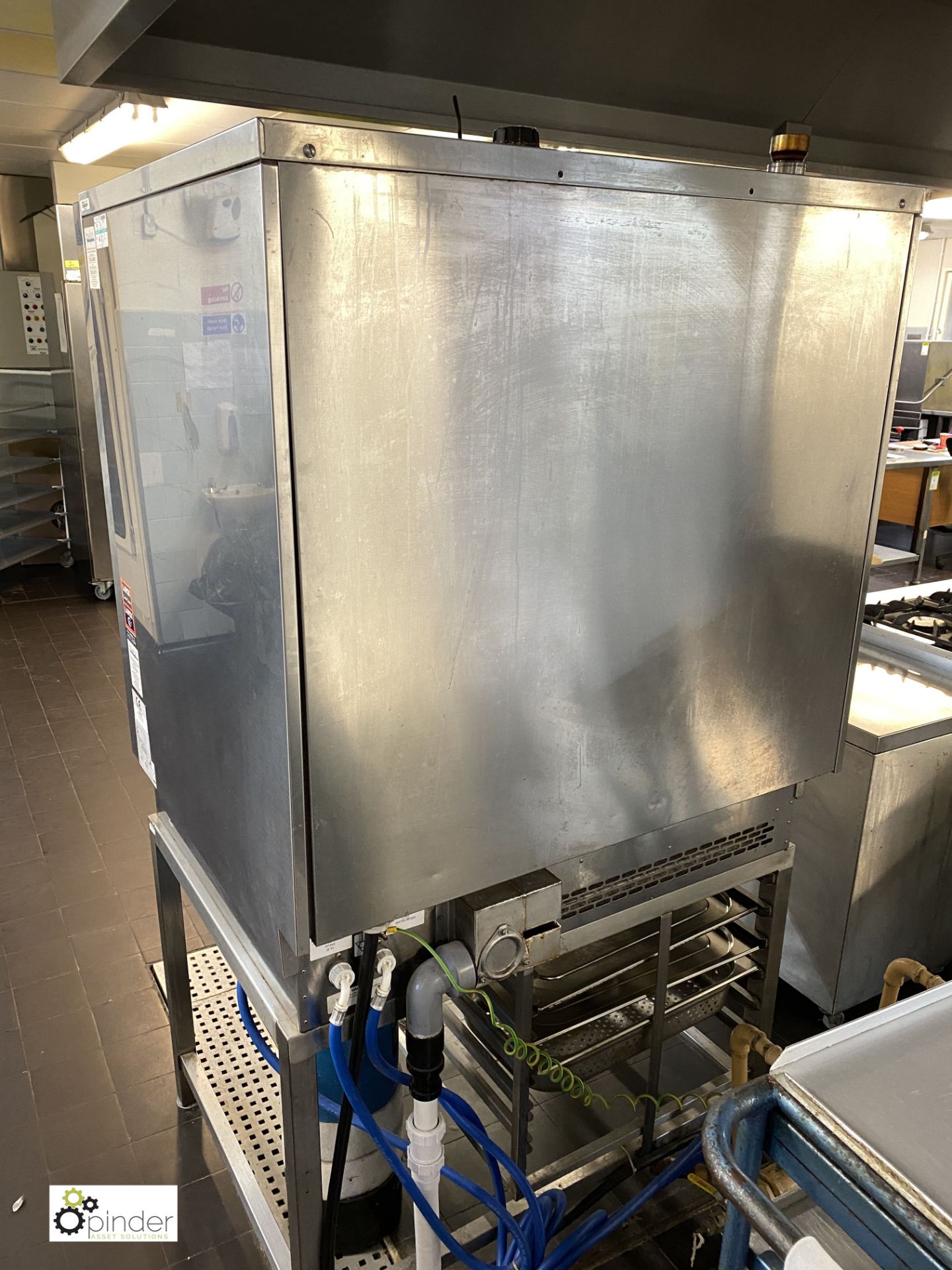 Lainox HME101P Combi Oven, 1000mm wide x 860mm deep x 1100mm high, 400volts, with stainless steel - Image 8 of 8