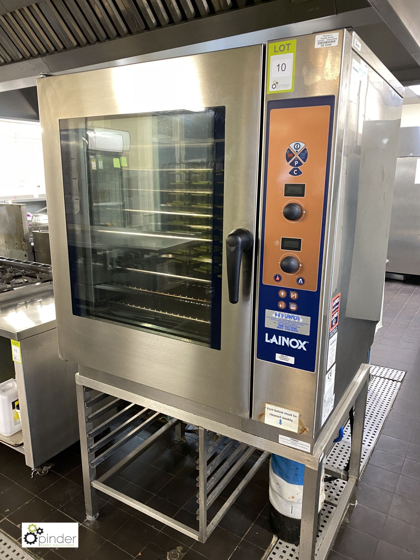 Lainox HME101P Combi Oven, 1000mm wide x 860mm deep x 1100mm high, 400volts, with stainless steel - Image 4 of 8