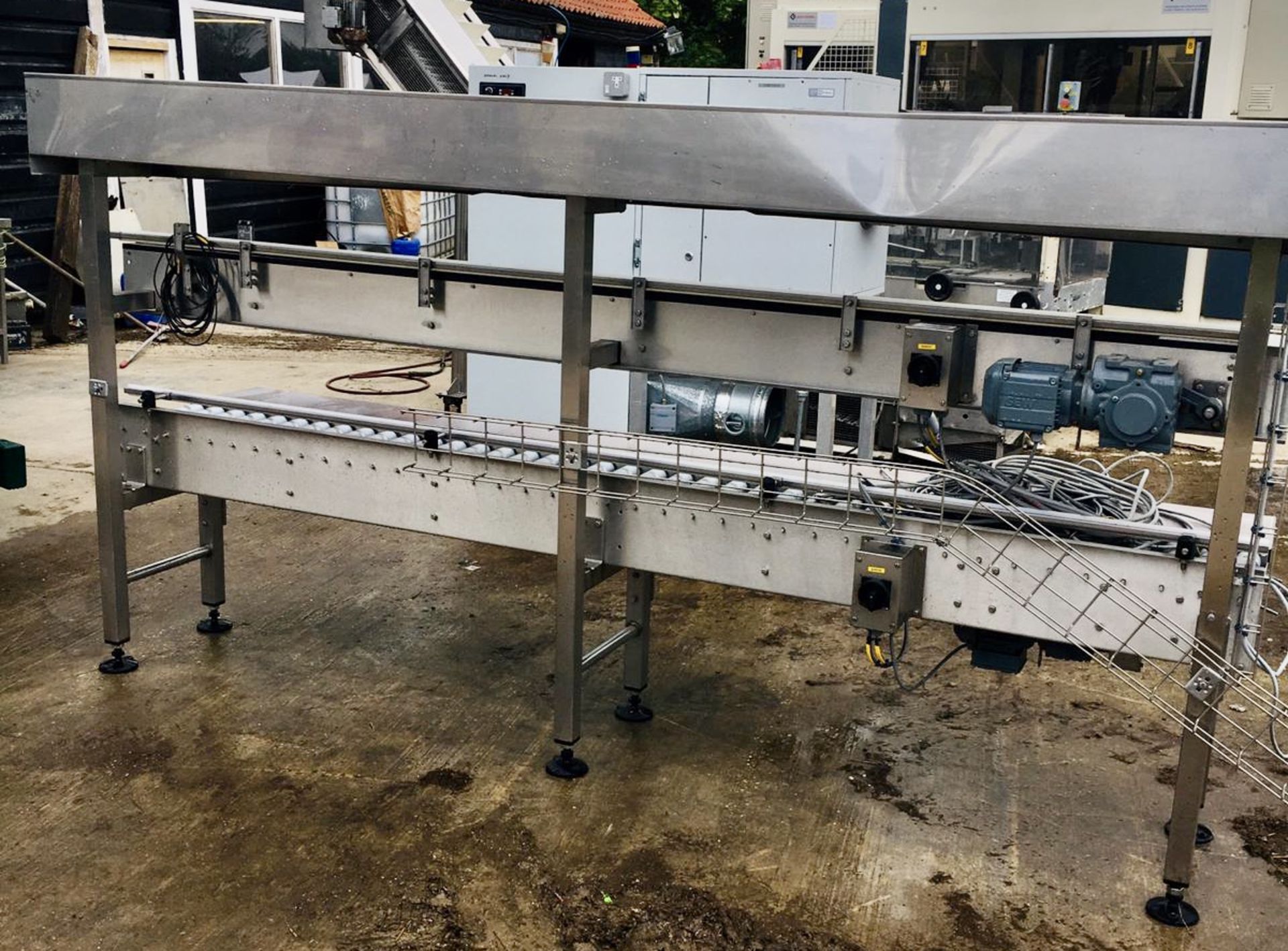 Kensal stainless steel Roller Conveyor, with inbui - Image 5 of 6