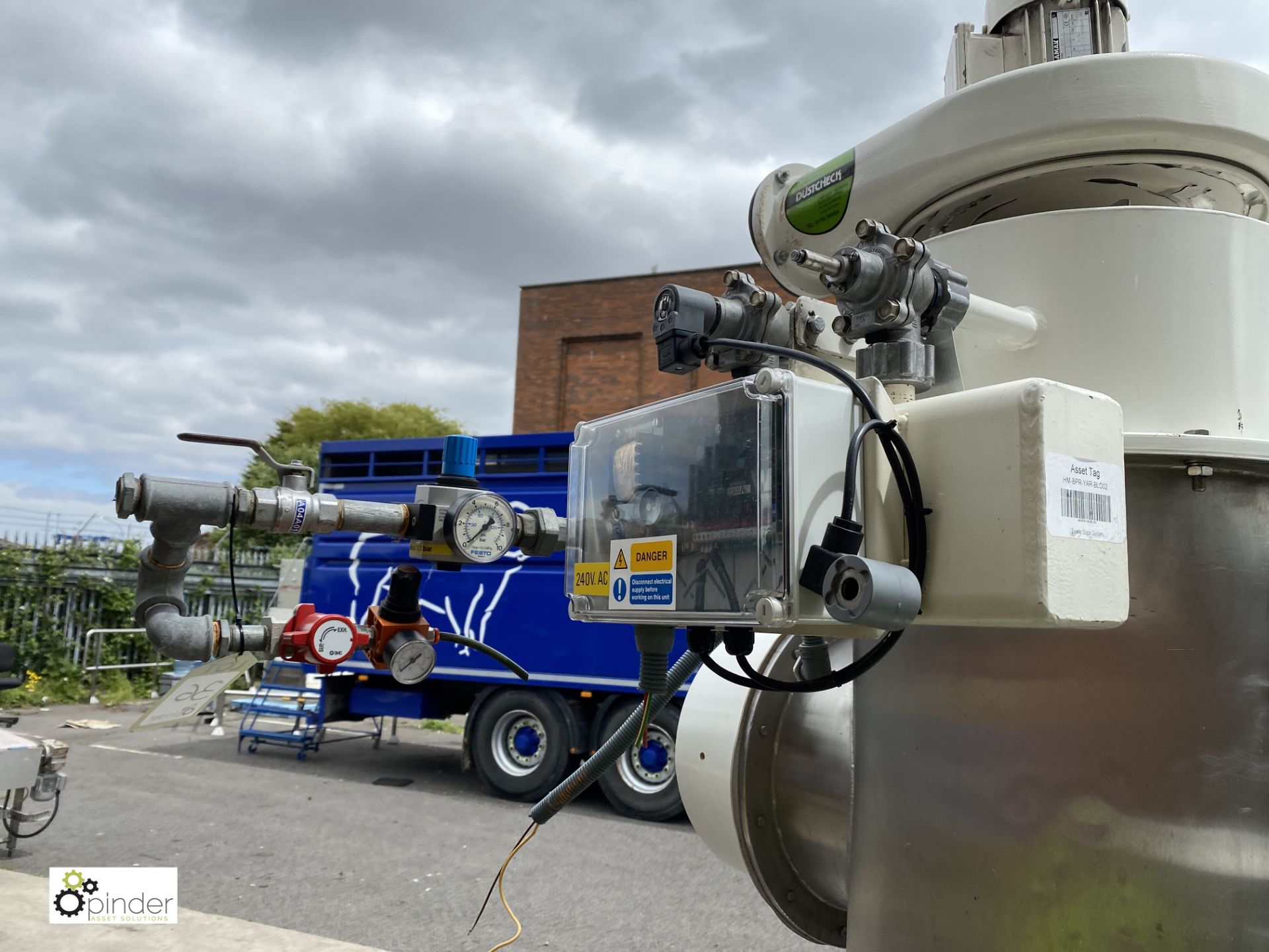 Stainless steel frame mounted Hopper Feed, with Ro - Image 7 of 8