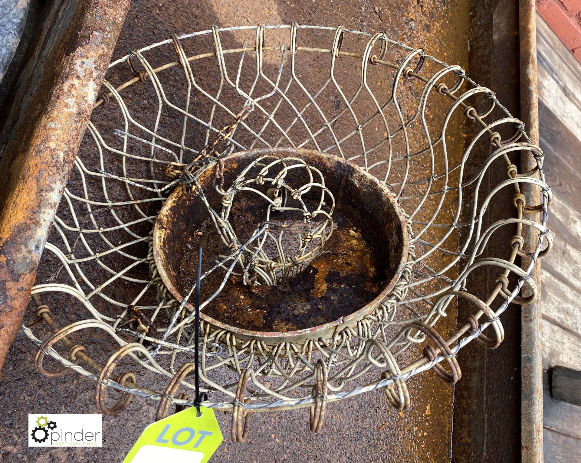 Wire Hanging Basket, 550mm diameter max (LOCATION: Sussex Street, Sheffield) - Image 2 of 3