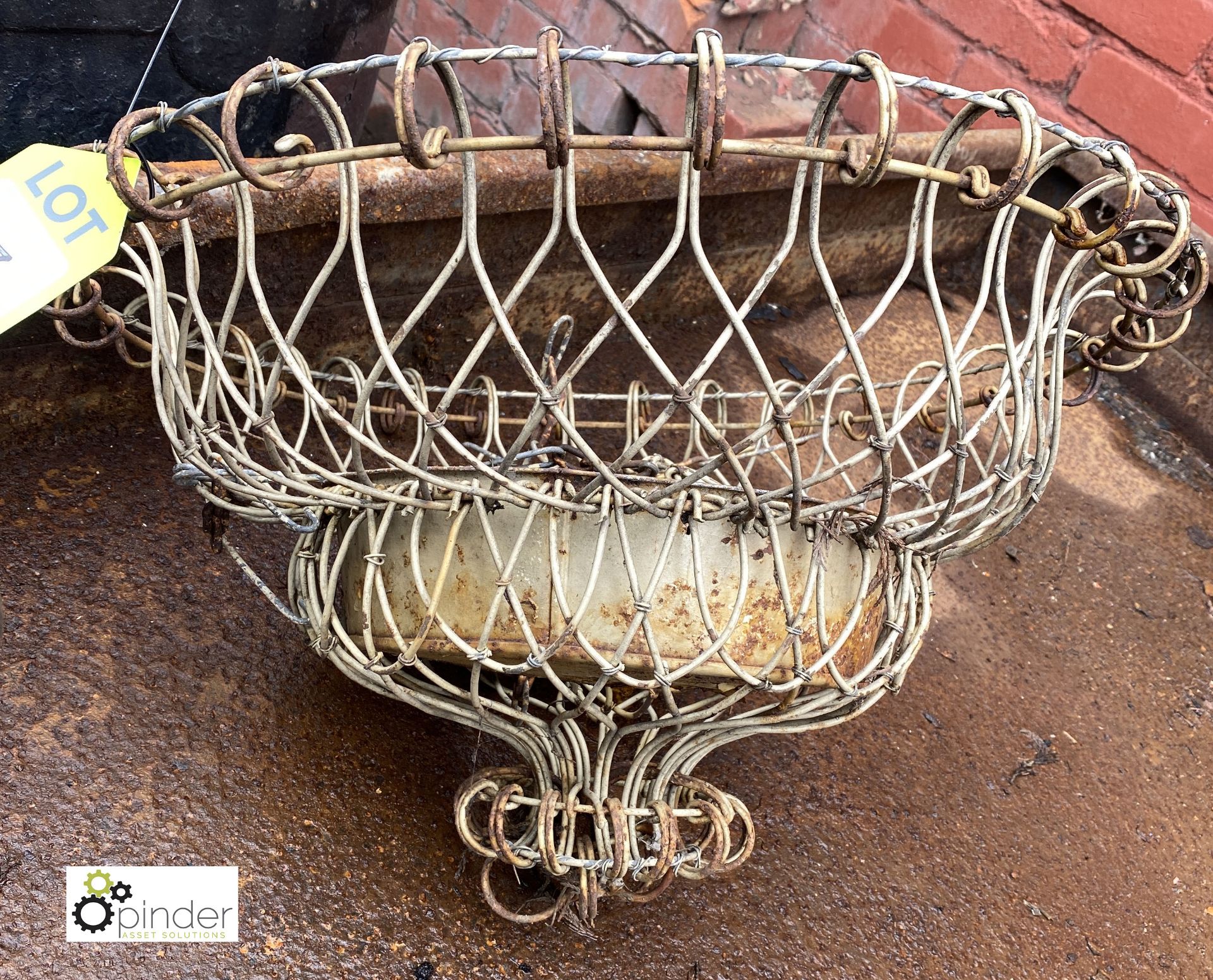 Wire Hanging Basket, 550mm diameter max (LOCATION: Sussex Street, Sheffield) - Image 3 of 3