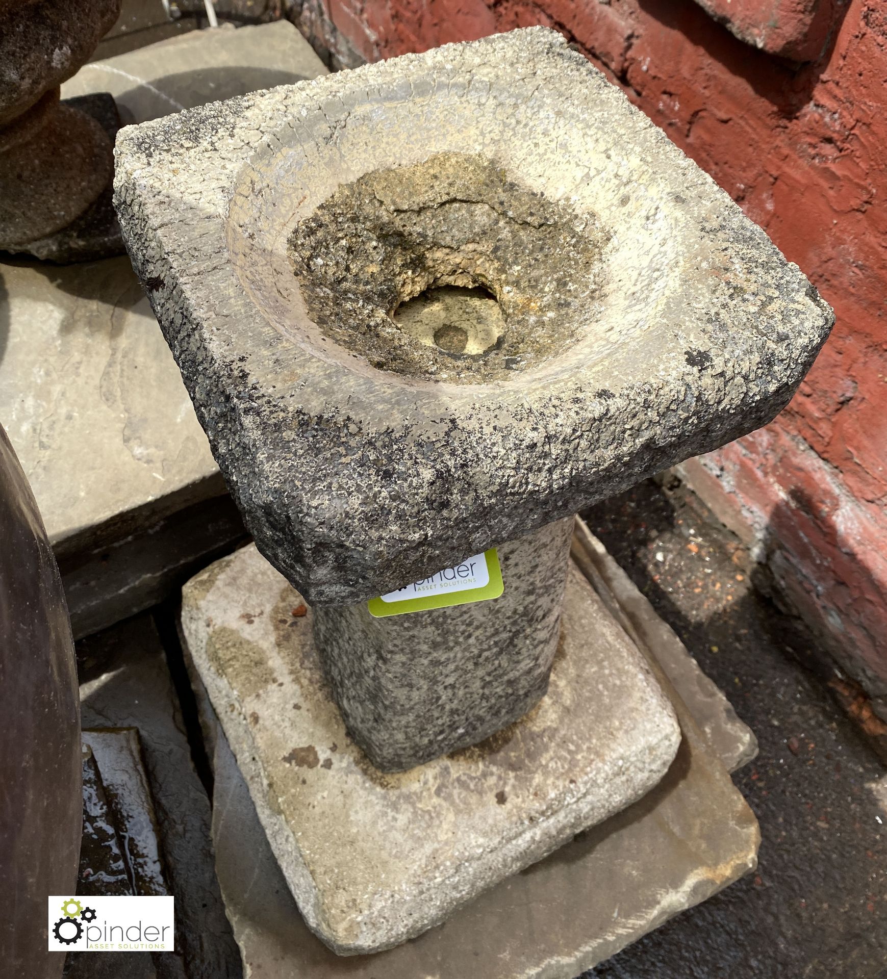 Reconstituted stone Bird Bath, 640mm tall (LOCATION: Sussex Street, Sheffield) - Image 3 of 4