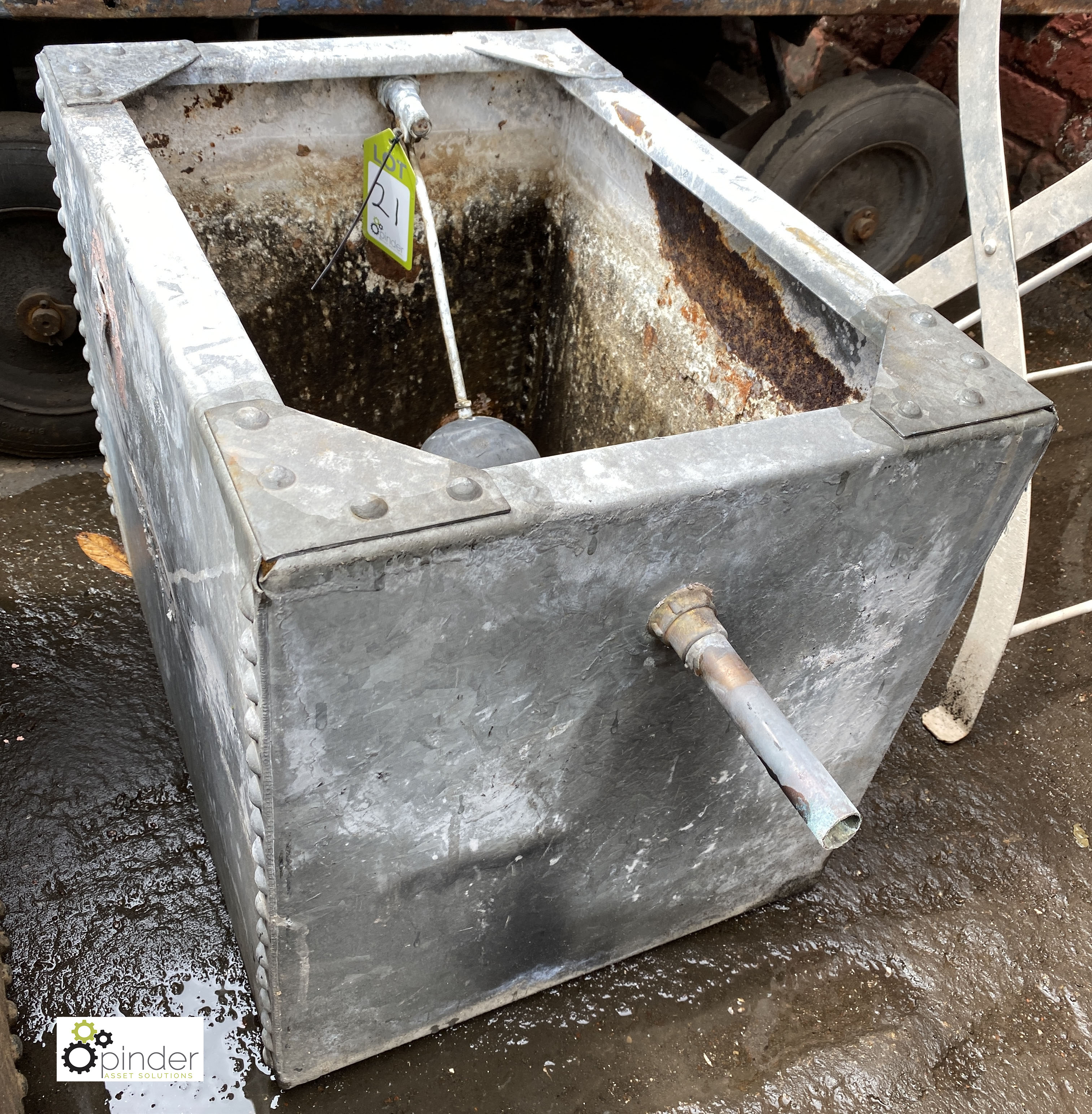 Galvanised Water Tank, 590mm x 435mm x 460mm tall (LOCATION: Sussex Street, Sheffield) - Image 3 of 3