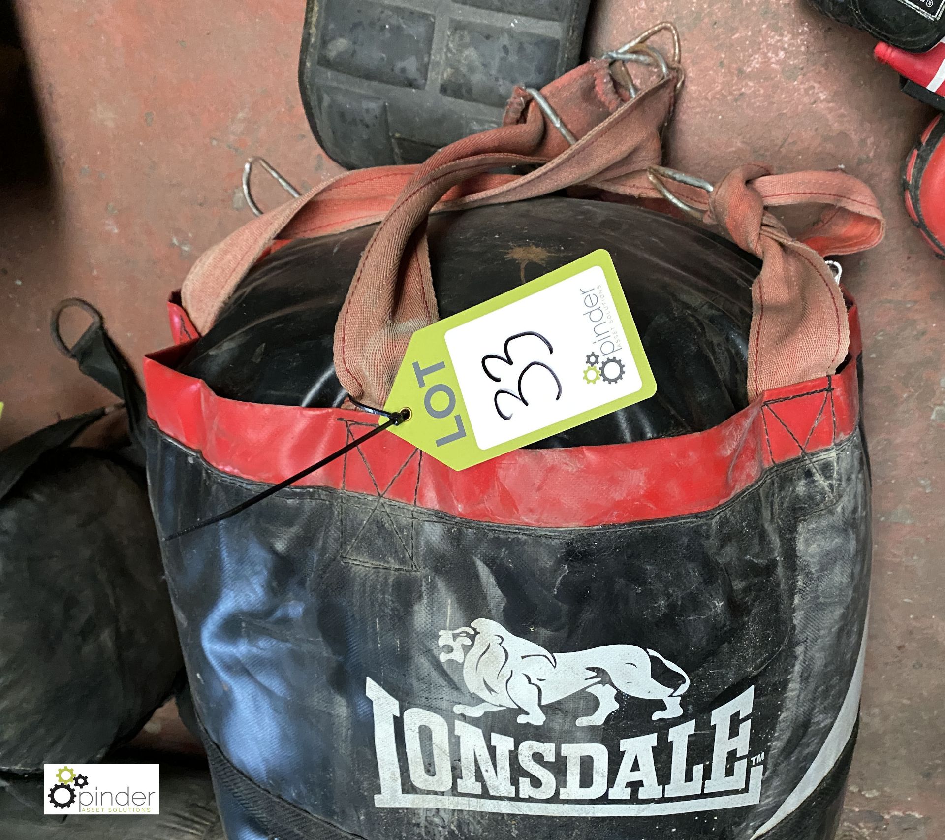 Lonsdale Punchbag, 1100mm long - Image 3 of 3