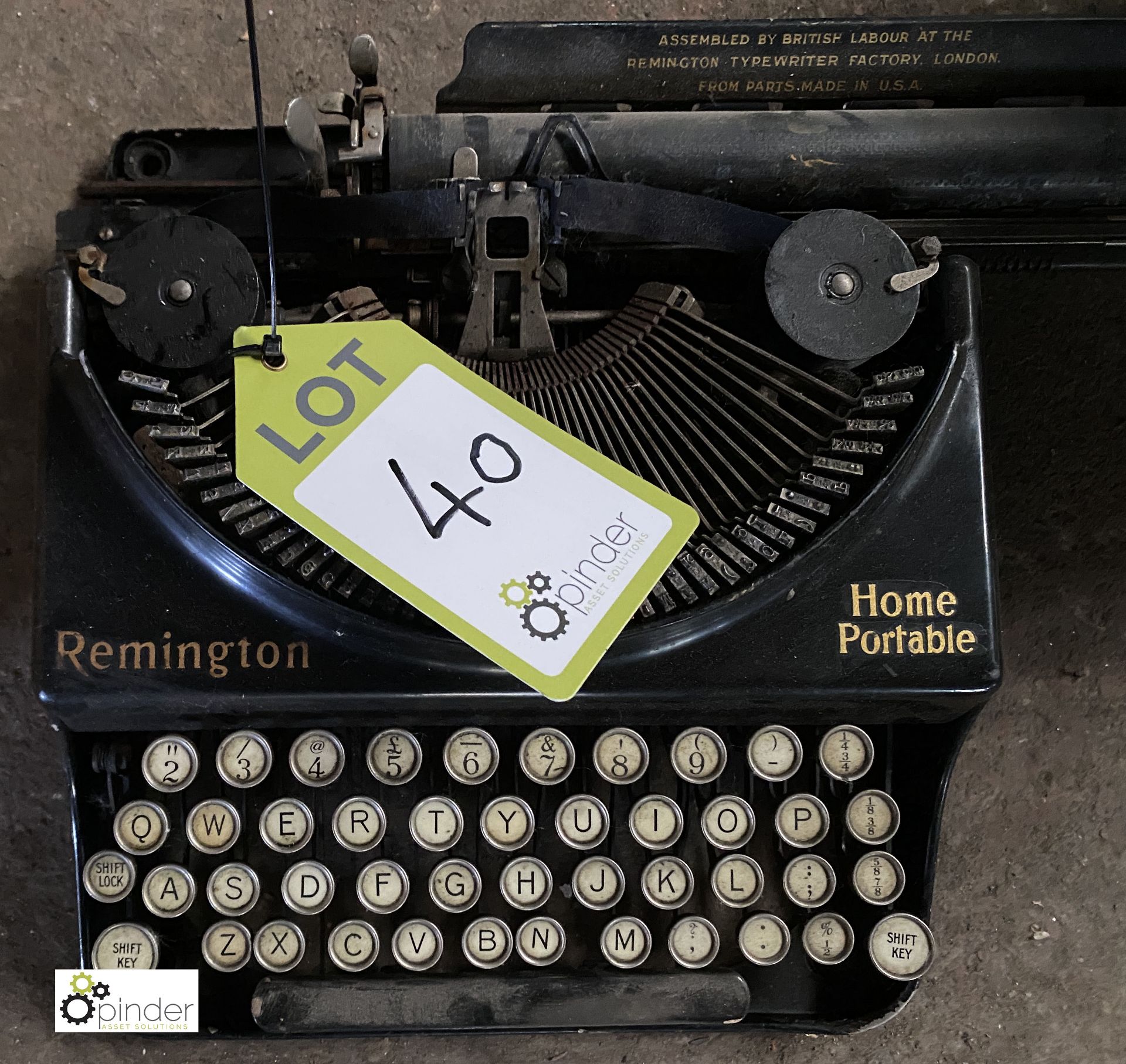 Remington Home portable manual Typewriter - Image 3 of 3