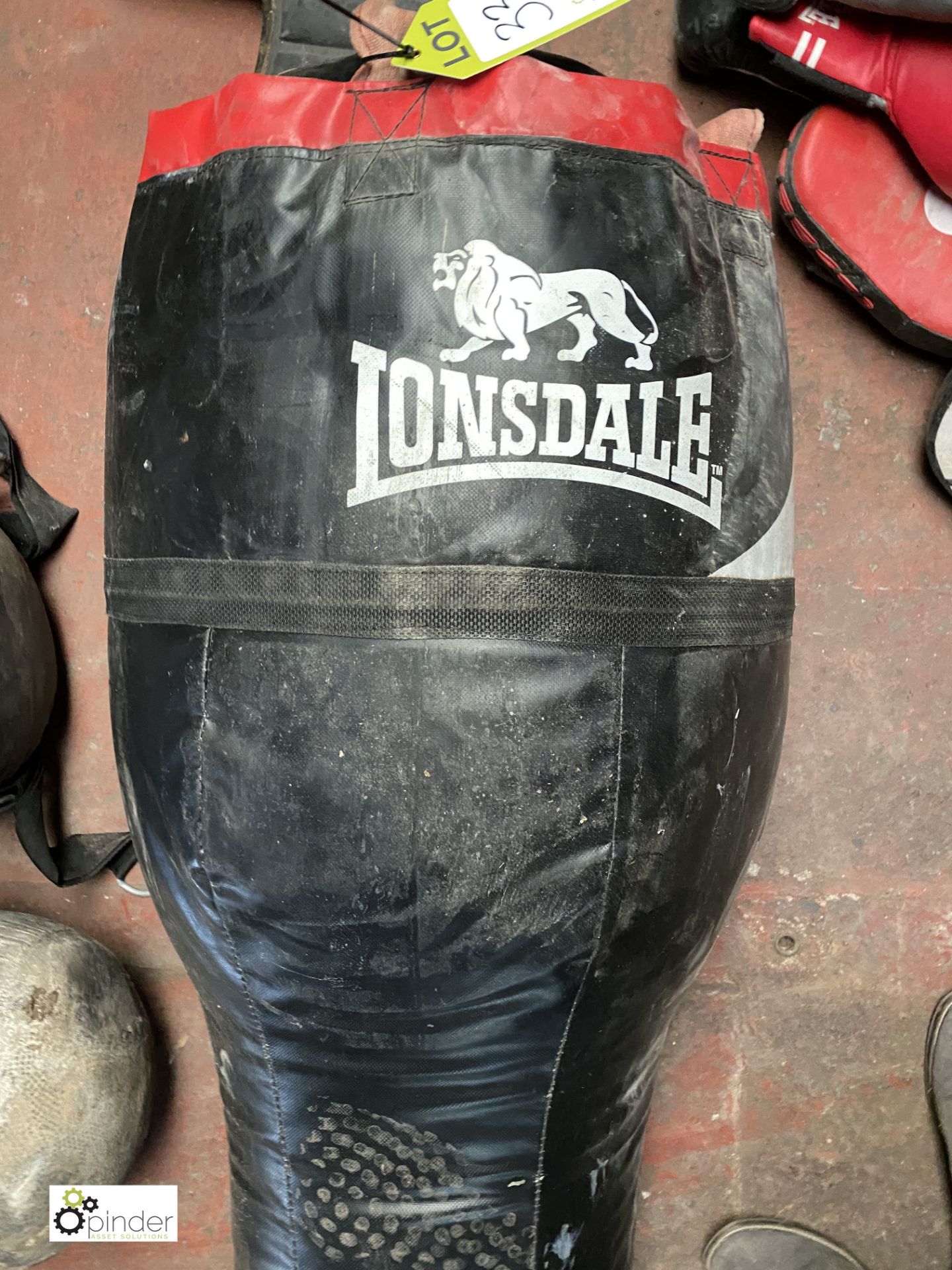 Lonsdale Punchbag, 1100mm long - Image 2 of 3