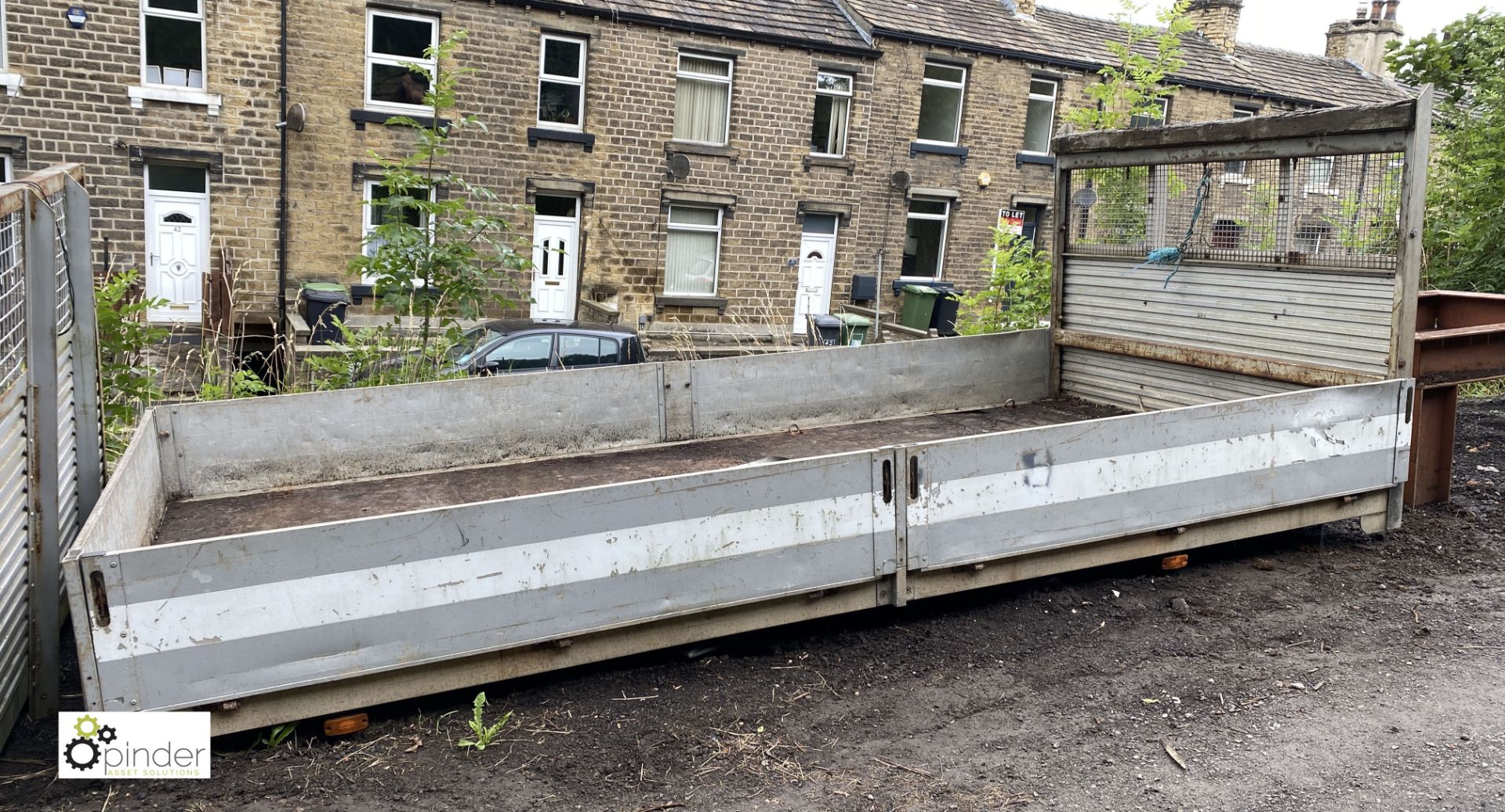 Aluminium framed timber bed Dropside Body, with sides and rear, approx. 4430mm x 2170mm (LOCATION: