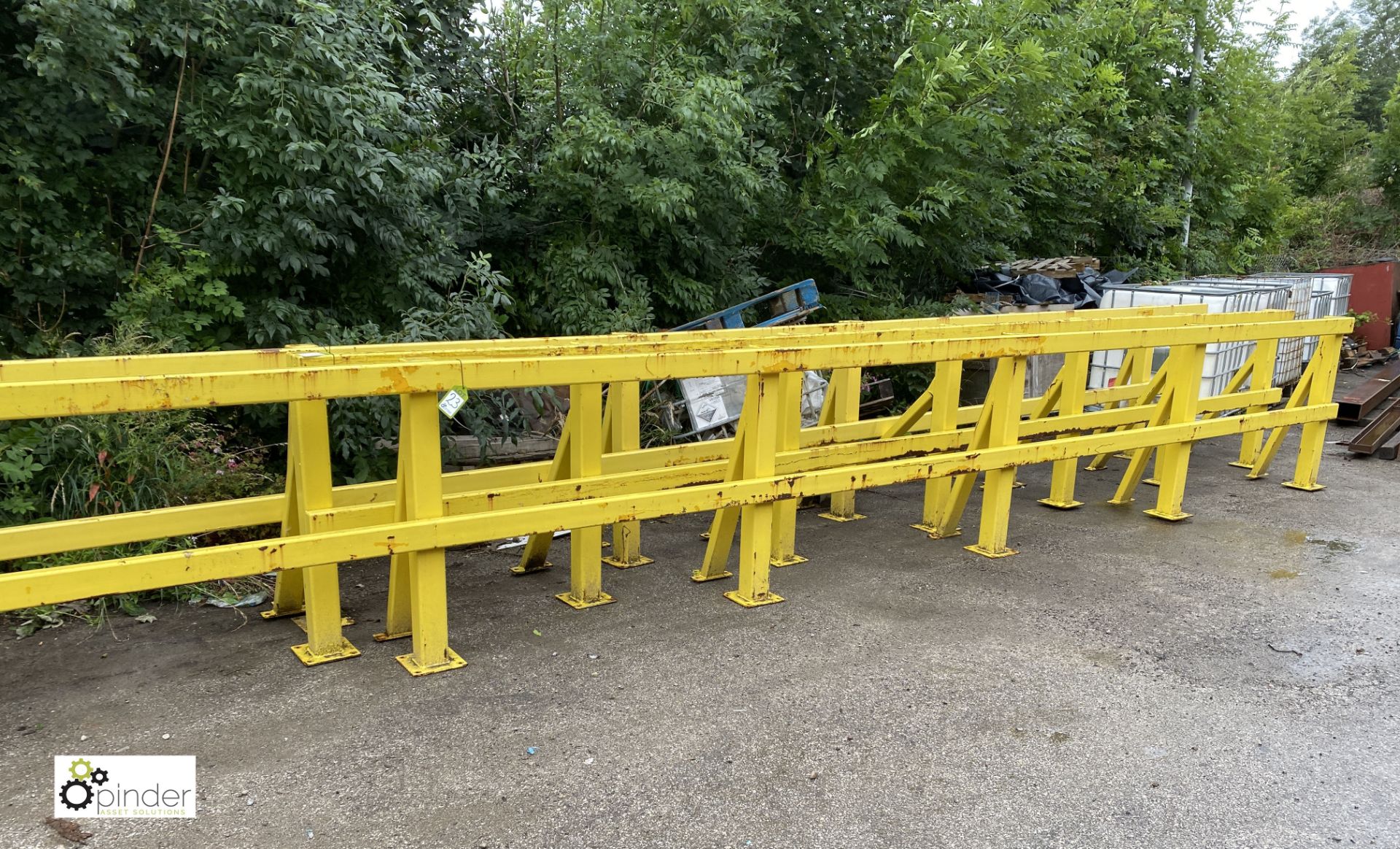 Heavy duty fabricated Barrier, approx. 8250mm x 1090mm (LOCATION: Station Lane) - Image 2 of 3