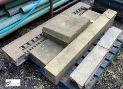 Quantity various Yorkshire Stone, Reconstituted Stone and Lintels, to pallet (LOCATION: Woodhead