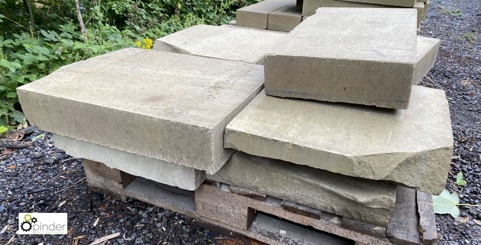 8 various Yorkshire stone Quoin Slabs, to pallet (LOCATION: Woodhead Road) - Image 3 of 4